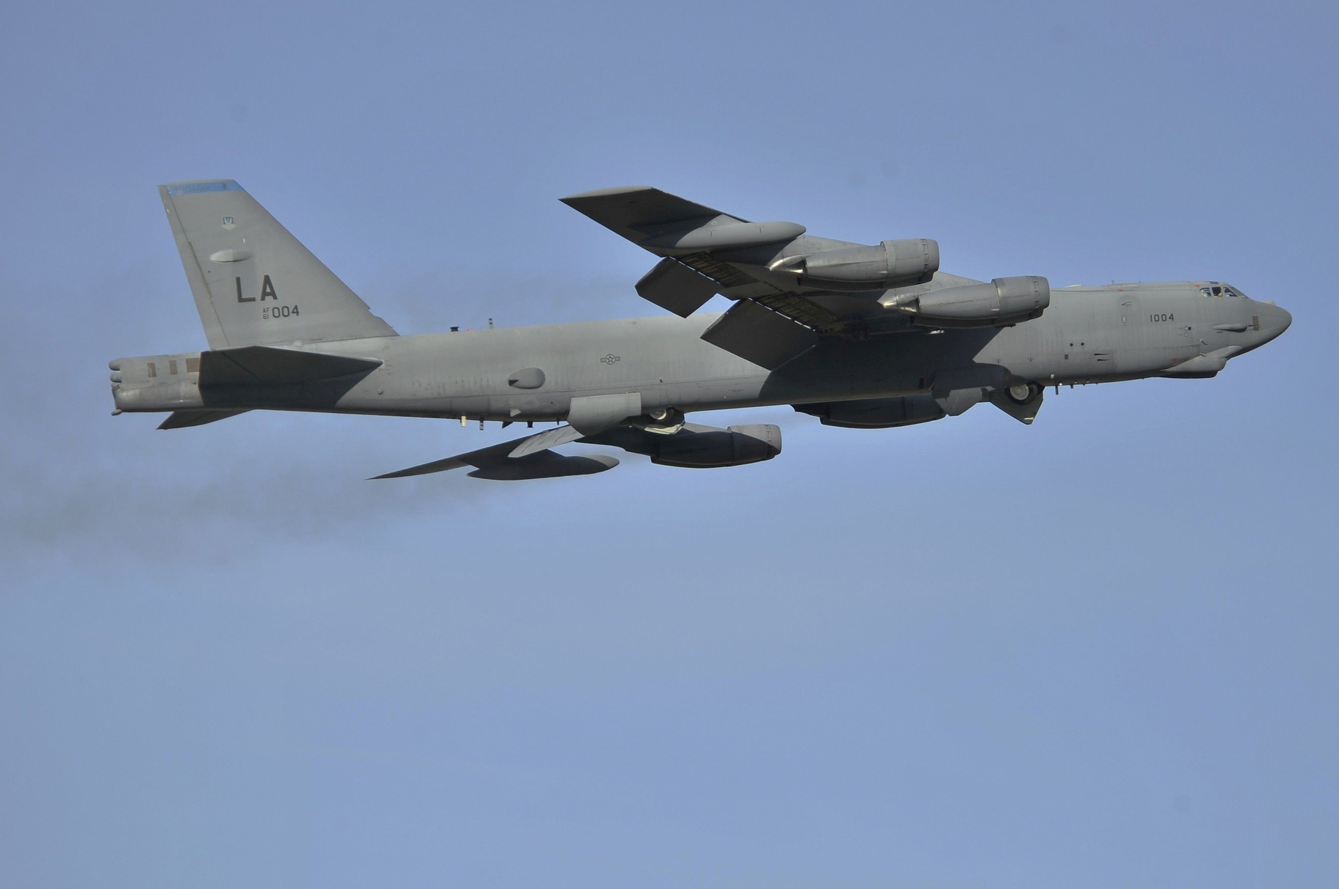 Boeing B-52, Inspirational wallpaper, Eielson Air Force Base, 2700x1800 HD Desktop