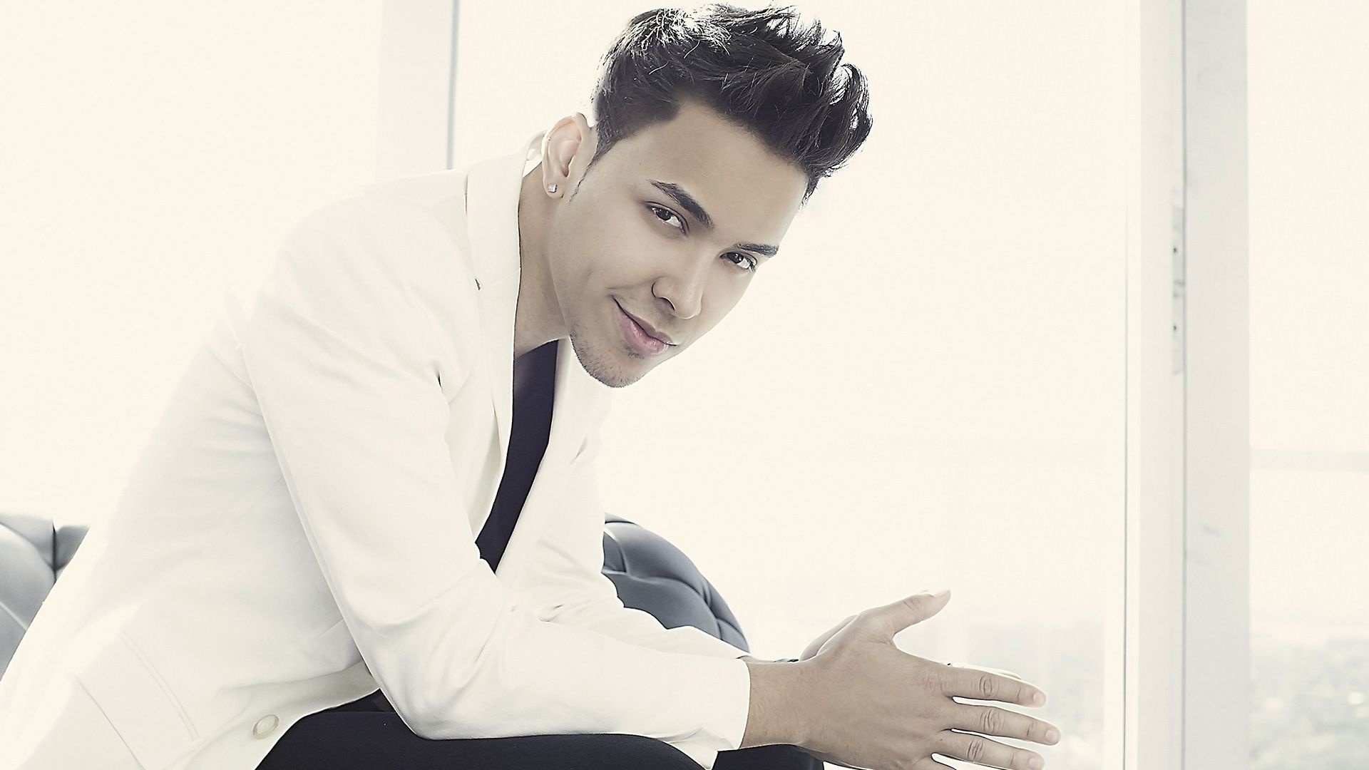 Prince Royce, Latin pop sensation, Music industry, Chart-topping hits, 1920x1080 Full HD Desktop