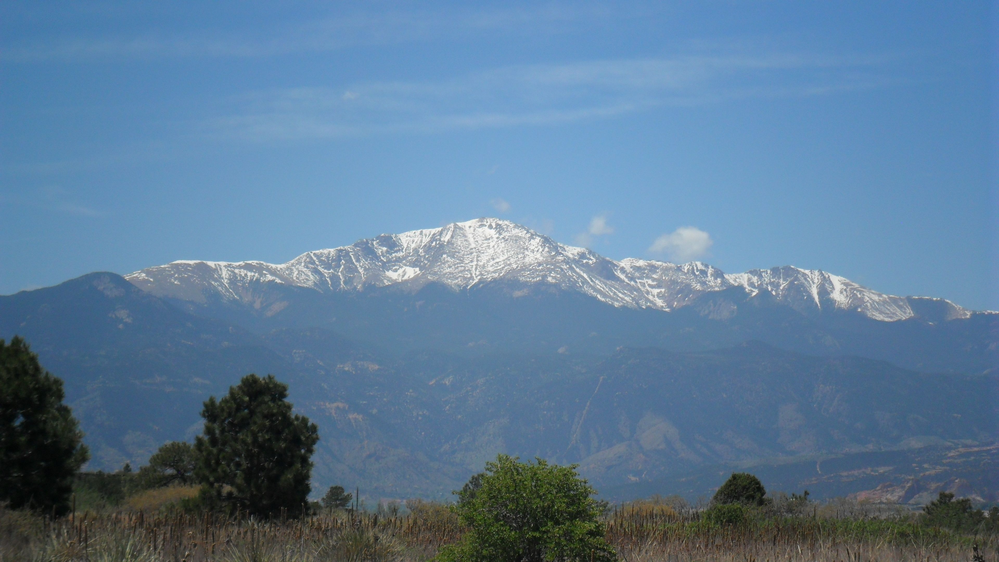 Pikes Peak, Colorado, Mountain city, 3840x2160 4K Desktop