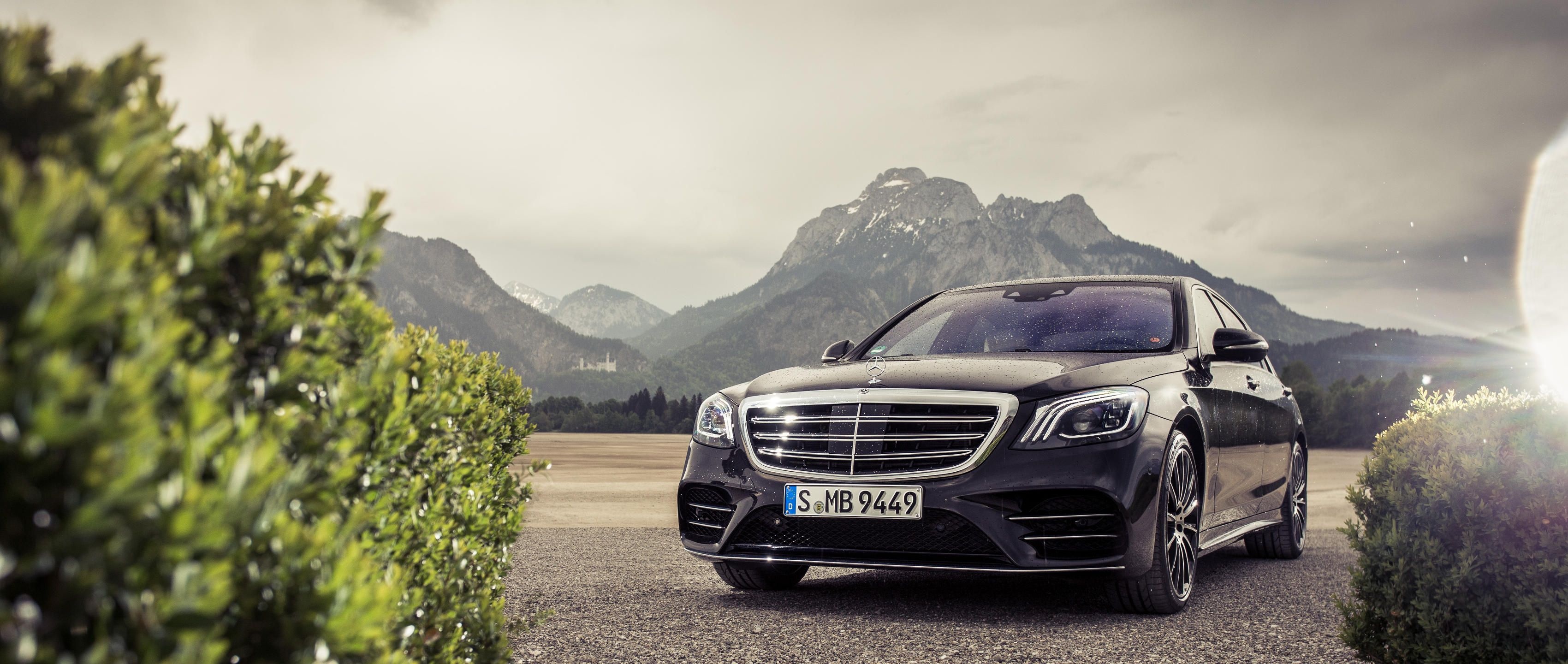 Mercedes-Benz S-Class, S500 version, Top-quality wallpapers, Luxury sedan, 3400x1440 Dual Screen Desktop