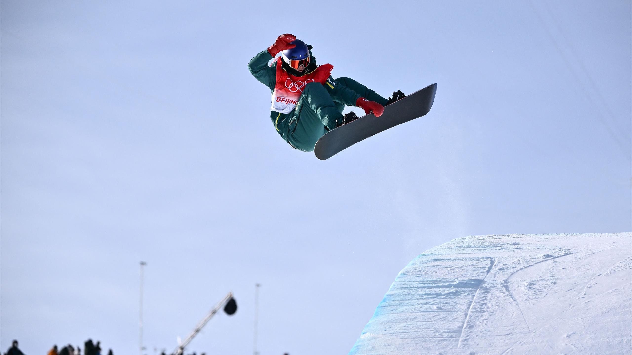 Snowboarding champions, Professional athletes, Winning moves, Snowboarding glory, 2560x1440 HD Desktop