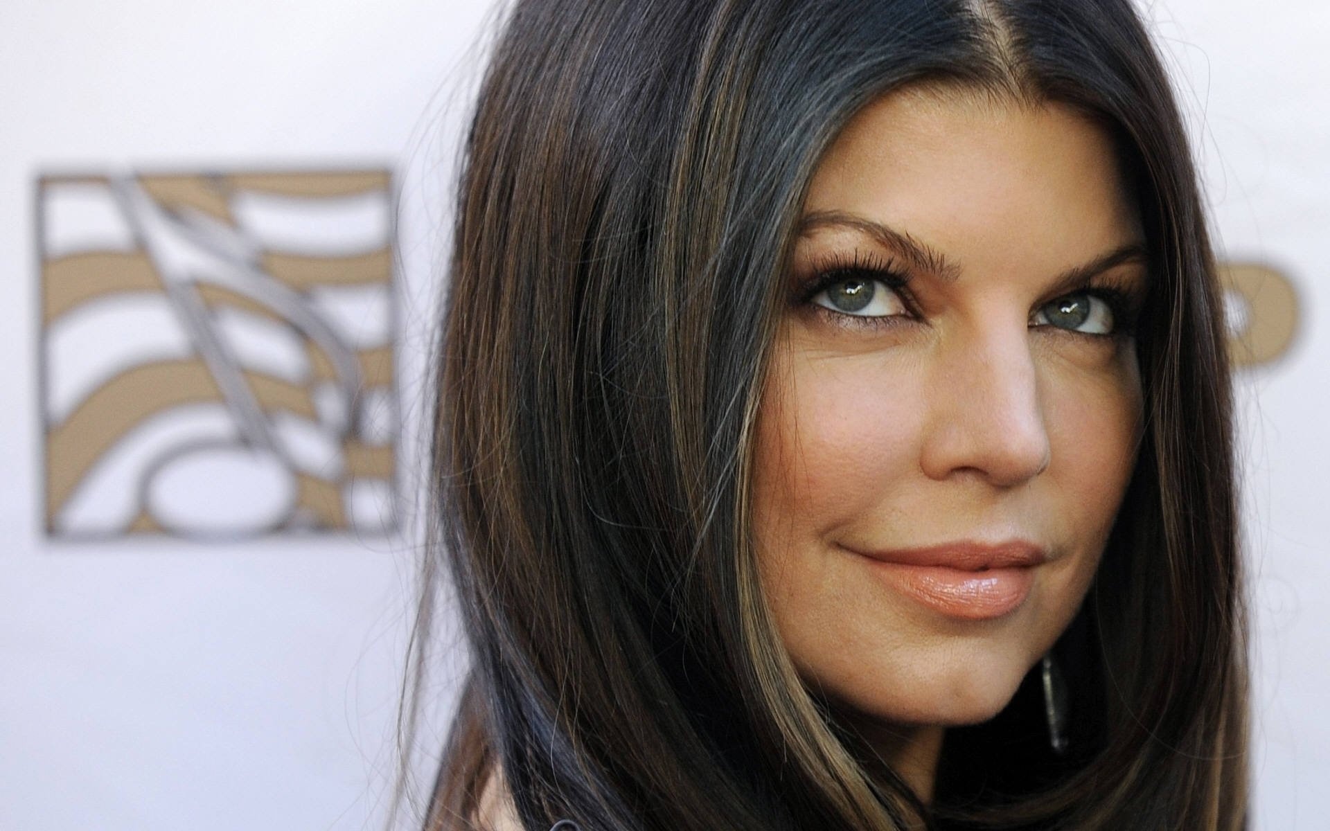 Fergie, HD wallpapers, Stunning background, Celeb beauty, 1920x1200 HD Desktop