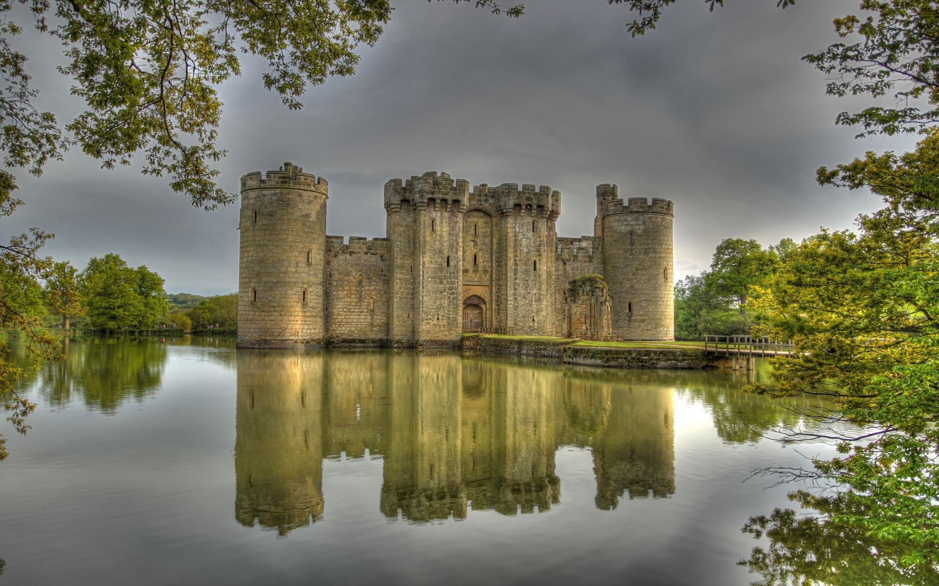 Phone desktop wallpapers, Pictures, Photos, Bodiam Castle, 1920x1200 HD Desktop