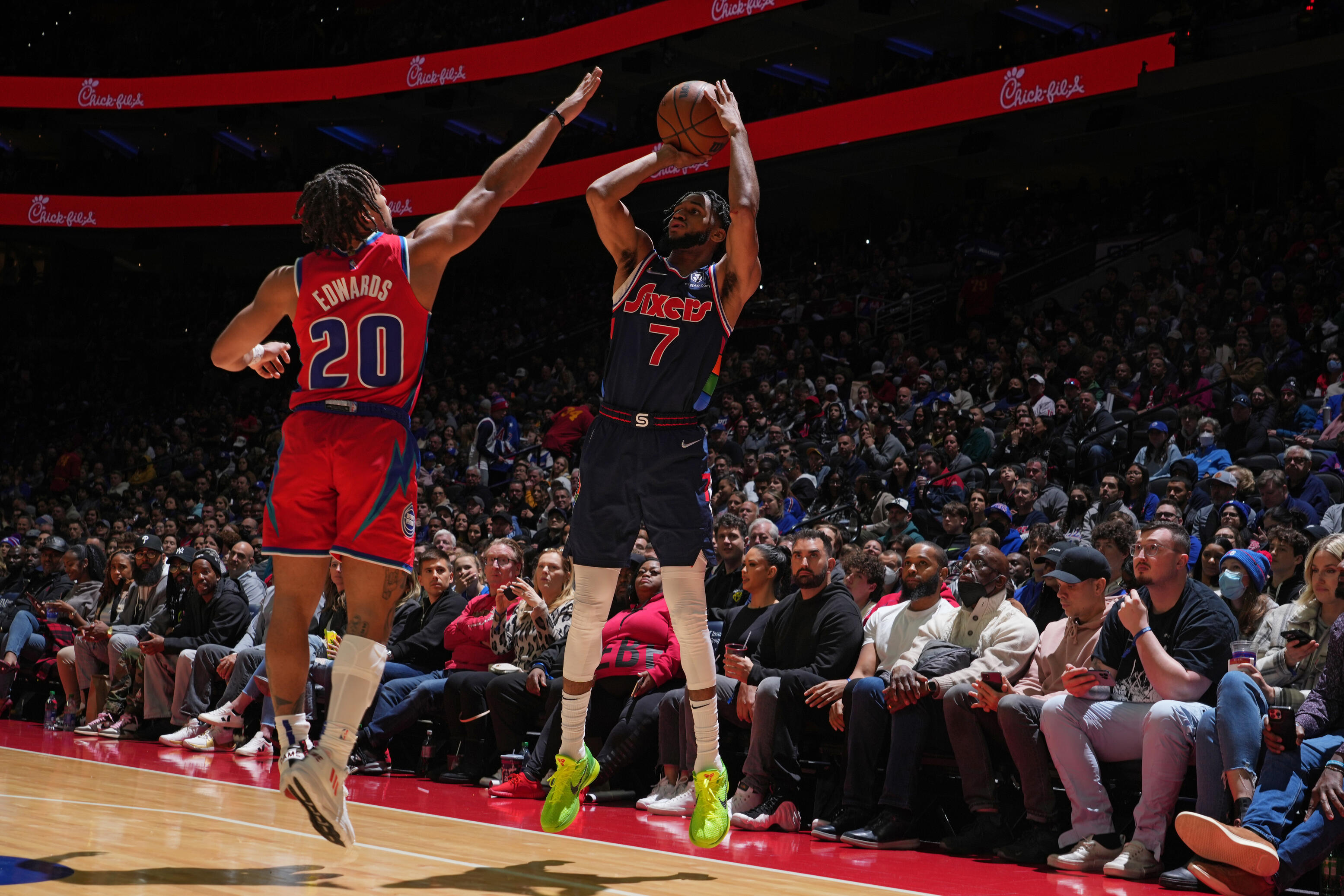 Carsen Edwards, Detroit Pistons Wallpaper, 3110x2080 HD Desktop