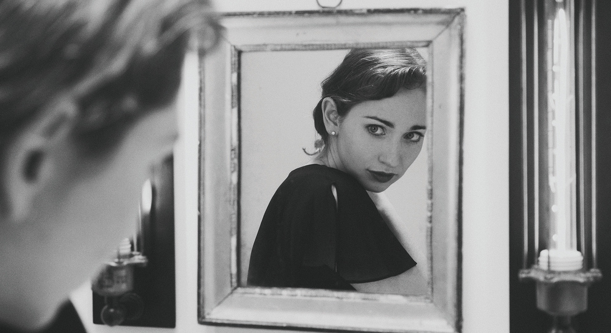 Regina Spektor, On the radio, 1980x1080 HD Desktop