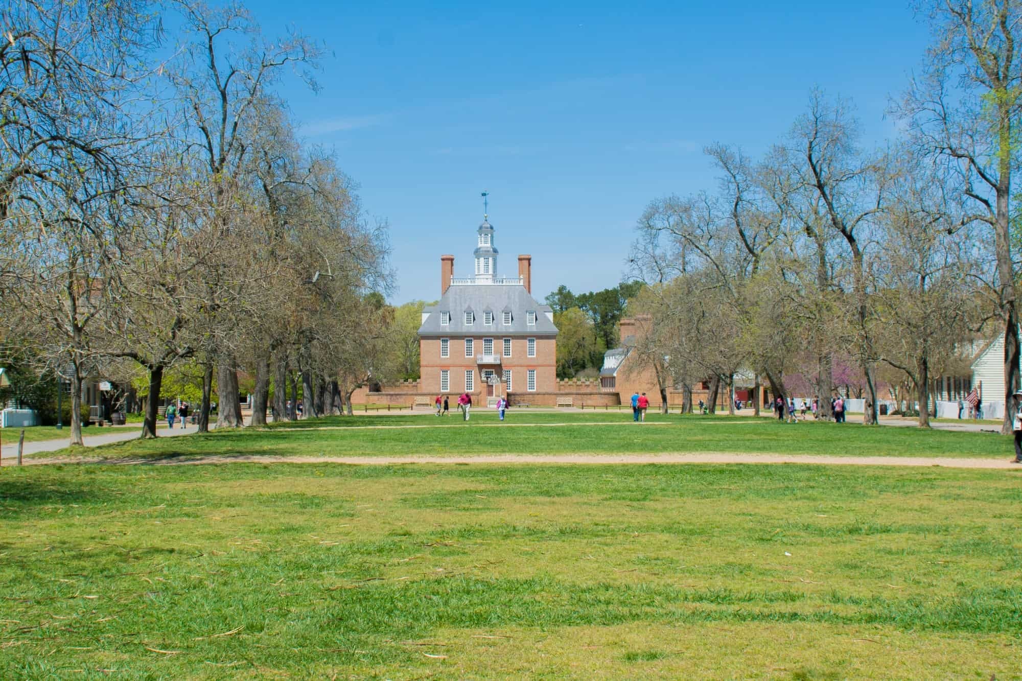 Williamsburg history, Family vacation, Virginia's heritage, Educational experience, 2000x1340 HD Desktop