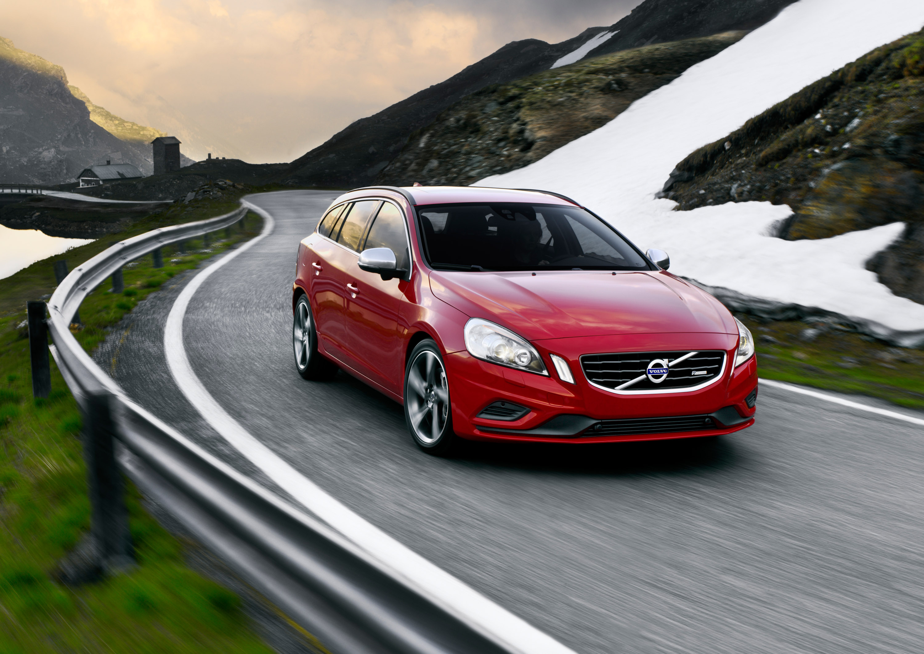 Volvo V60, Refined elegance, Sporty design, Uncompromising performance, 3000x2130 HD Desktop