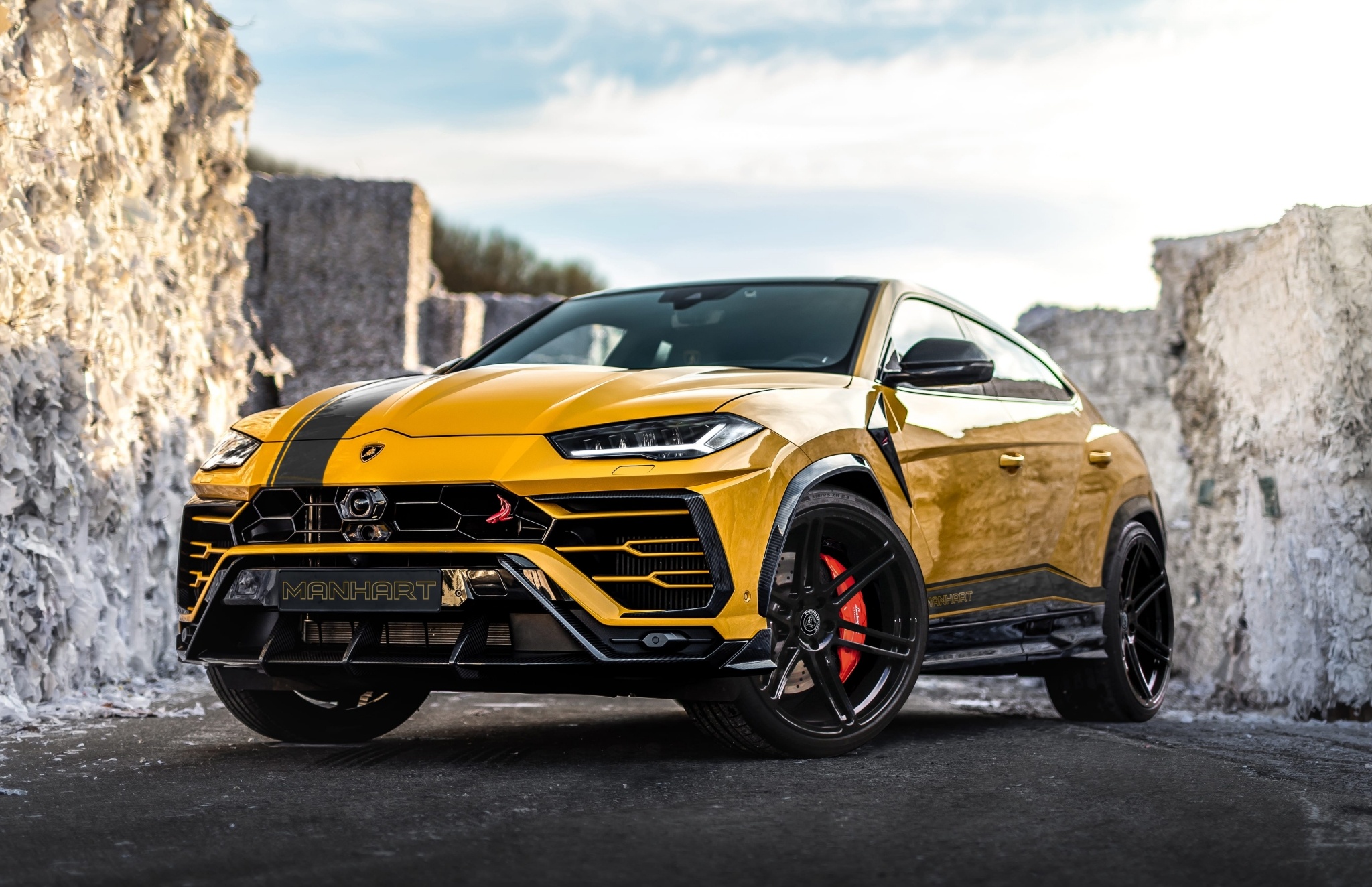 Lamborghini Urus, Meaner performance, Manhart modification, High-speed, 2050x1330 HD Desktop