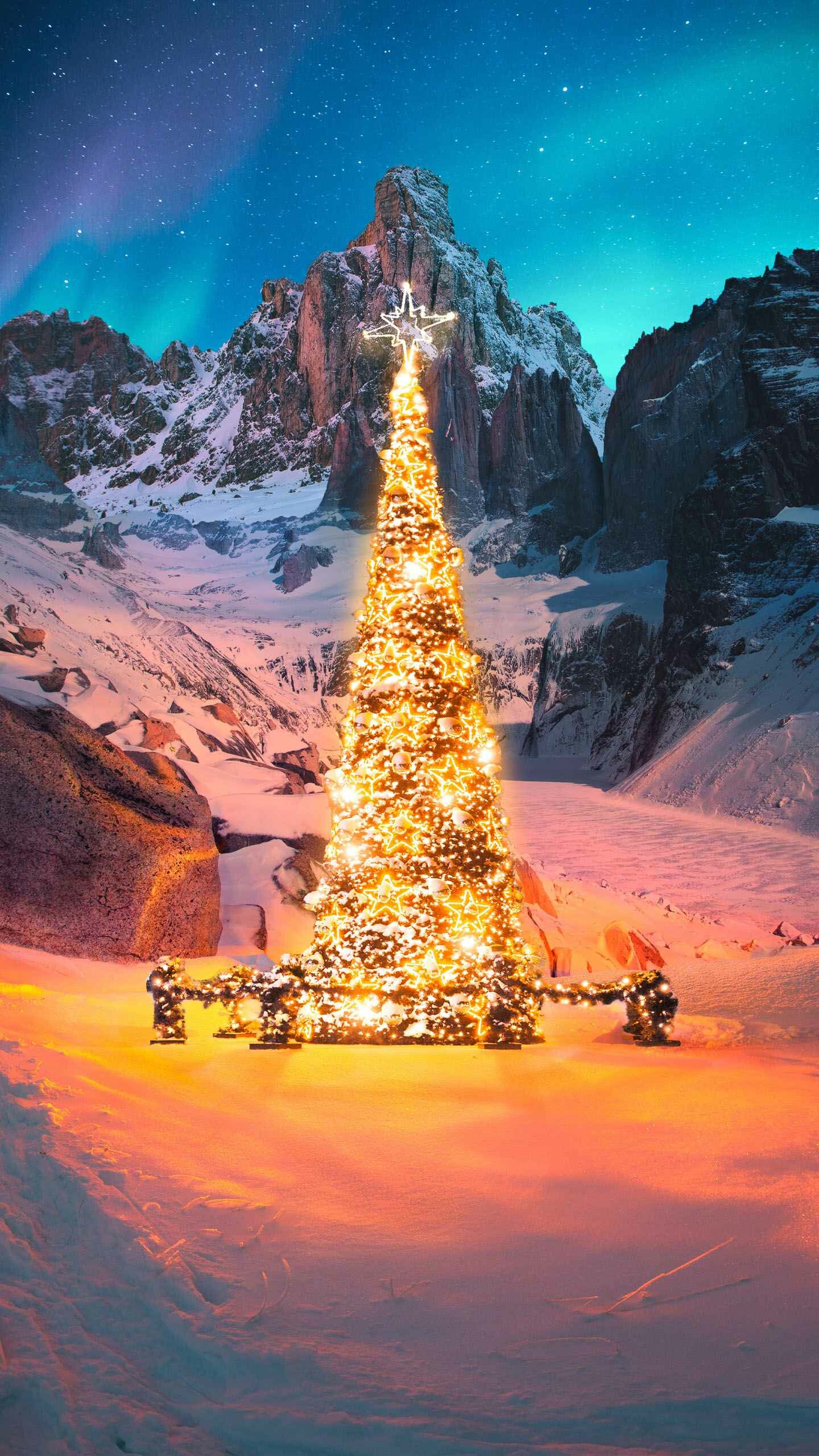 Christmas spirit, Beautifully adorned, Festive ambiance, iPhone wallpaper, 1440x2560 HD Phone