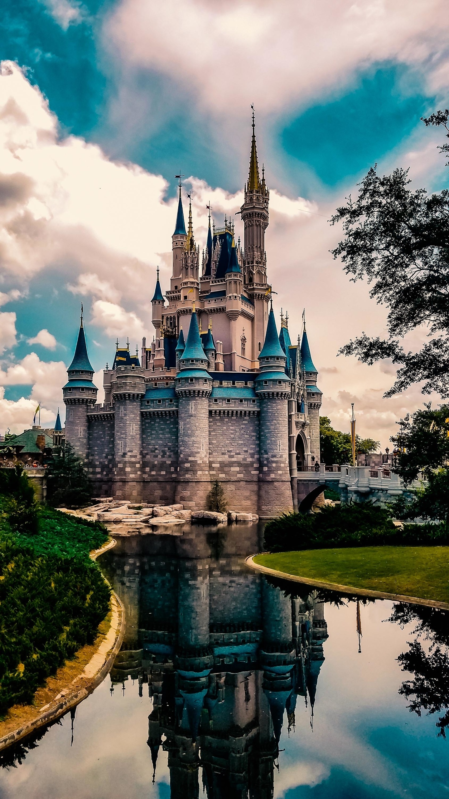 Disney World Resort, Disney Wallpaper, 1440x2560 HD Phone