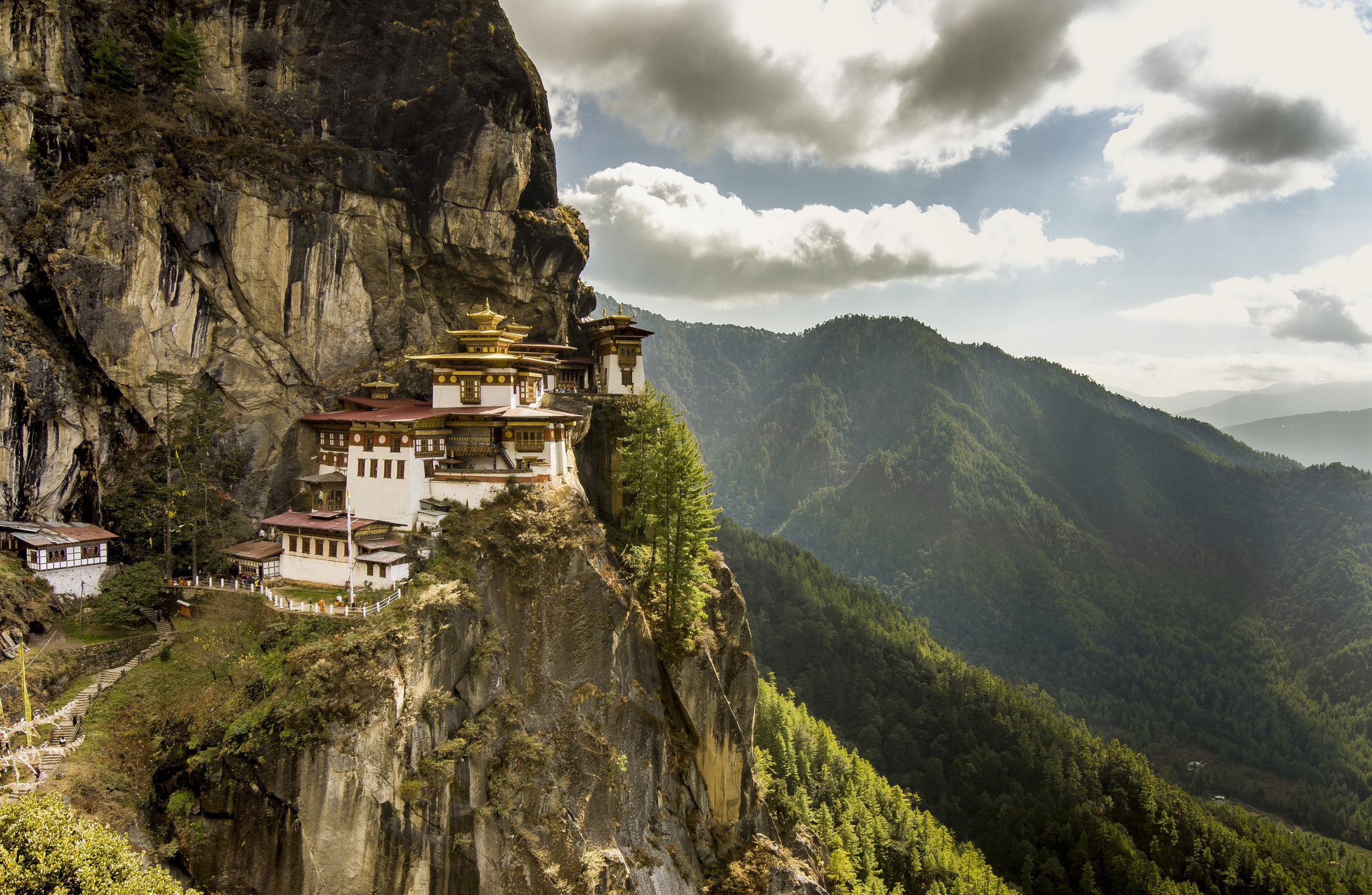 Paro Valley, Paro Travel, Worldinwideangle, 2500x1640 HD Desktop