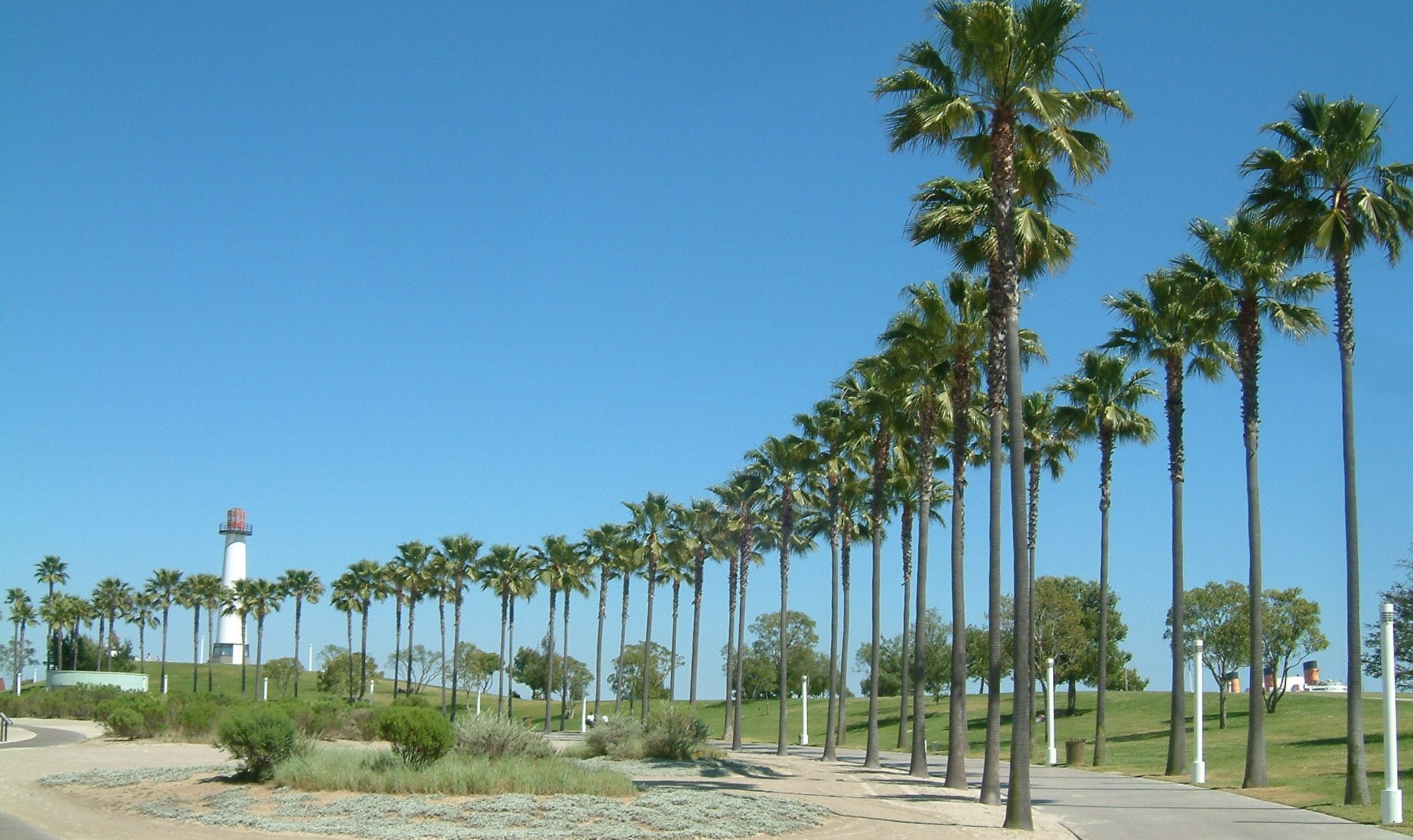 Travelling backgrounds, Long Beach California wallpapers, 1980x1180 HD Desktop