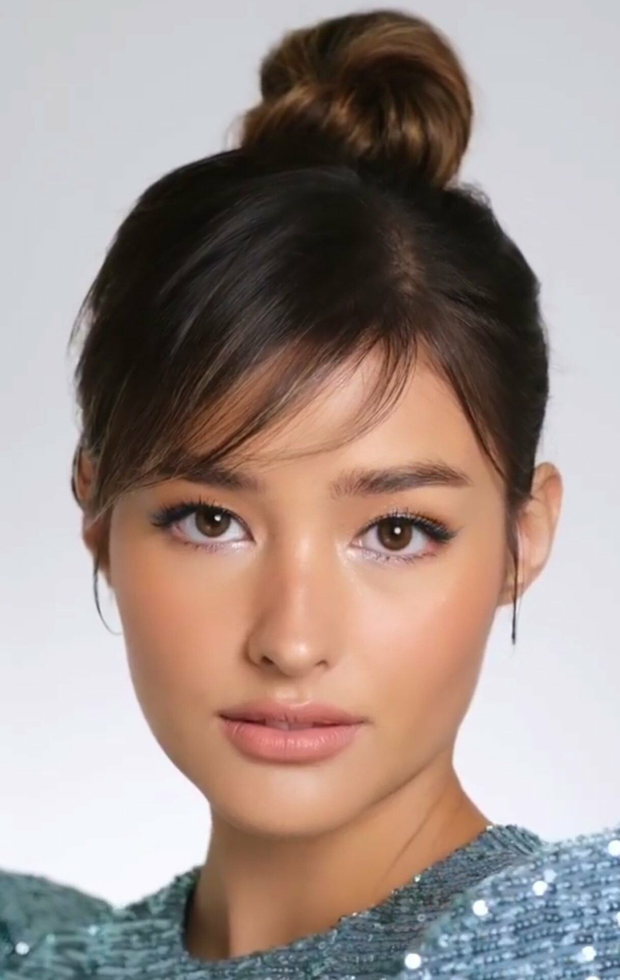 Liza Soberano, Filipina beauty, Stunning actress, Style icon, 1220x1930 HD Phone