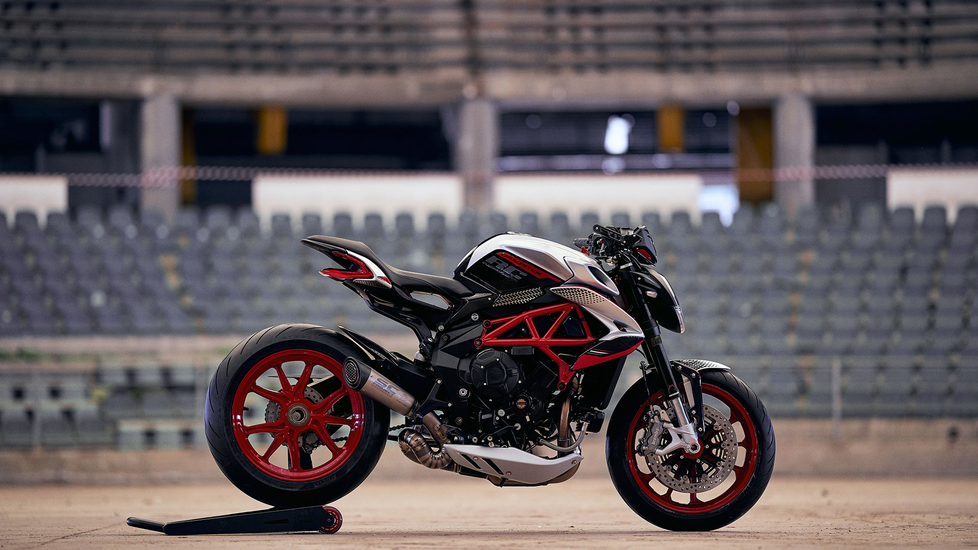 MV Agusta Dragster RC SCS, MV Agusta Dragster 800, Ecco come si, Rinnova motori, 1920x1080 Full HD Desktop