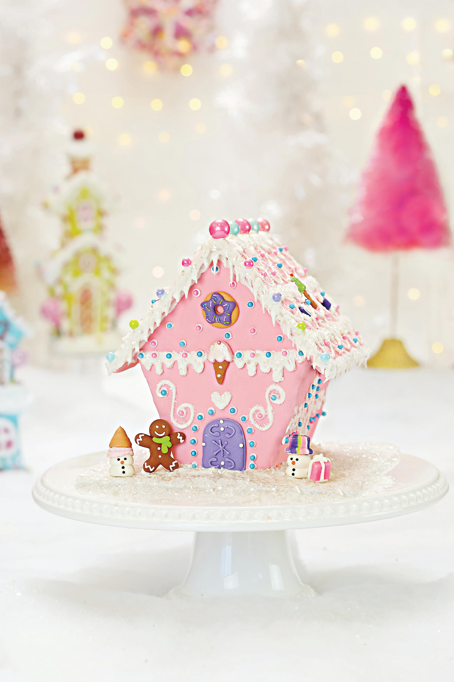 Candy cottage, Gingerbread House Wallpaper, 1500x2250 HD Phone