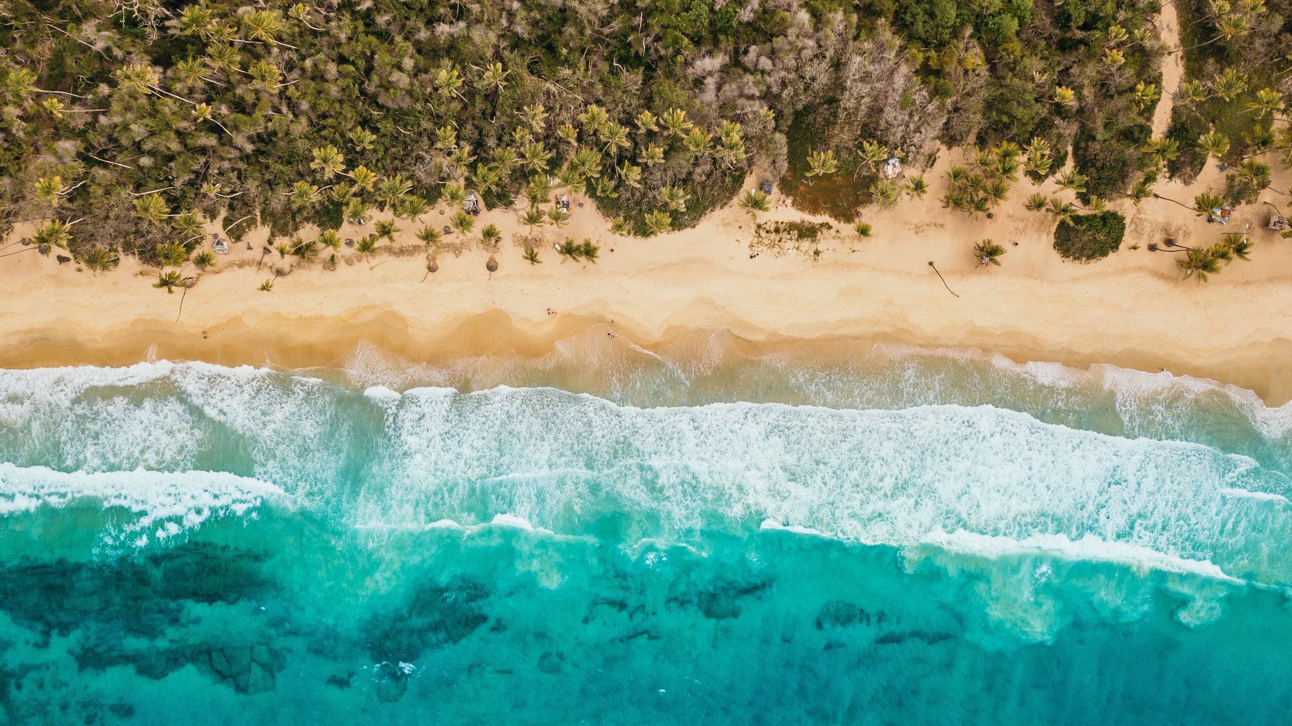 Margarita Island, Tropical paradise, Adventurous travellers, Beautiful beaches, 2560x1440 HD Desktop