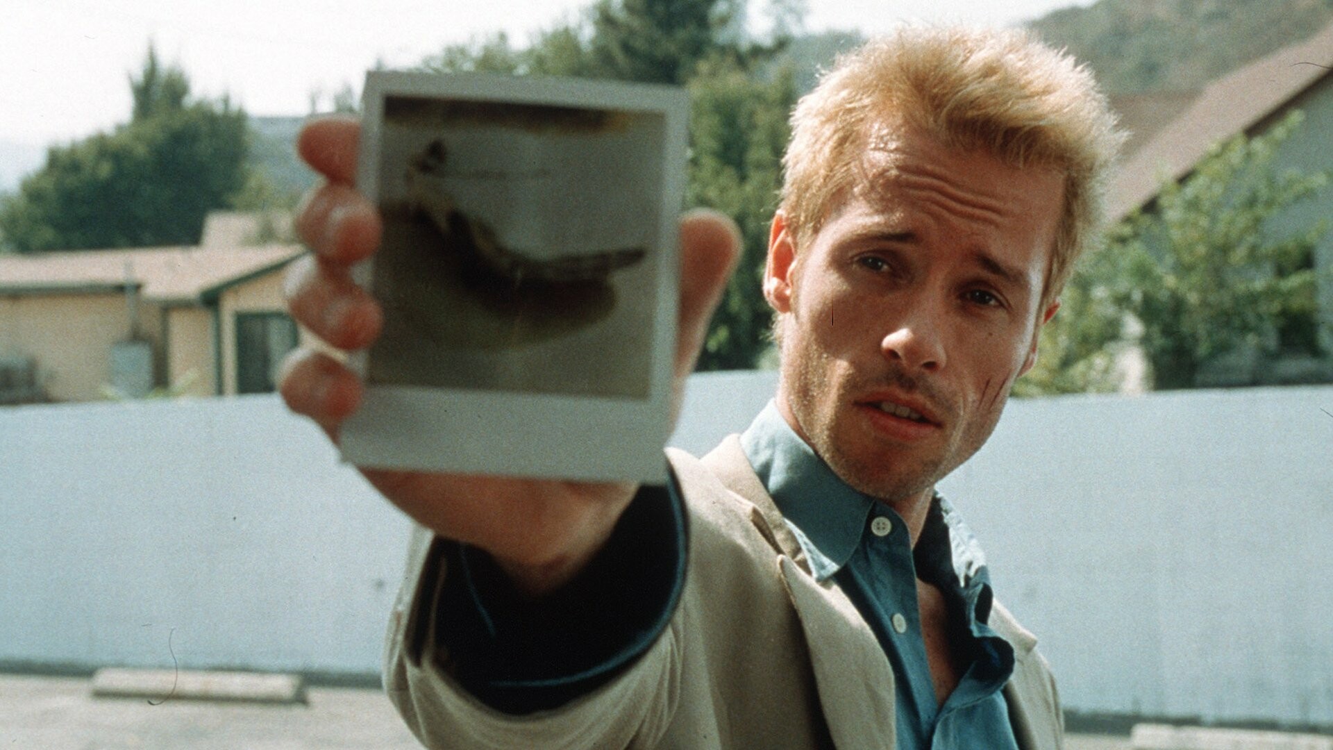 Guy Pearce, Memento Wallpaper, 1920x1080 Full HD Desktop