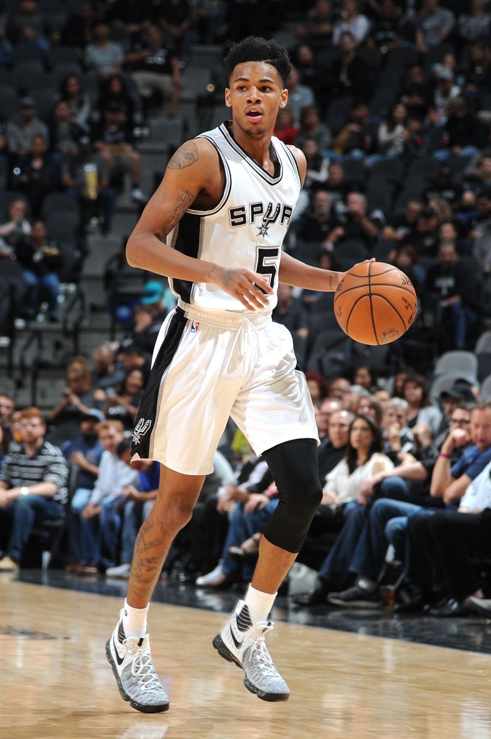 Dejounte Murray, Sports, Spurs player, Basketball, 1600x2400 HD Phone