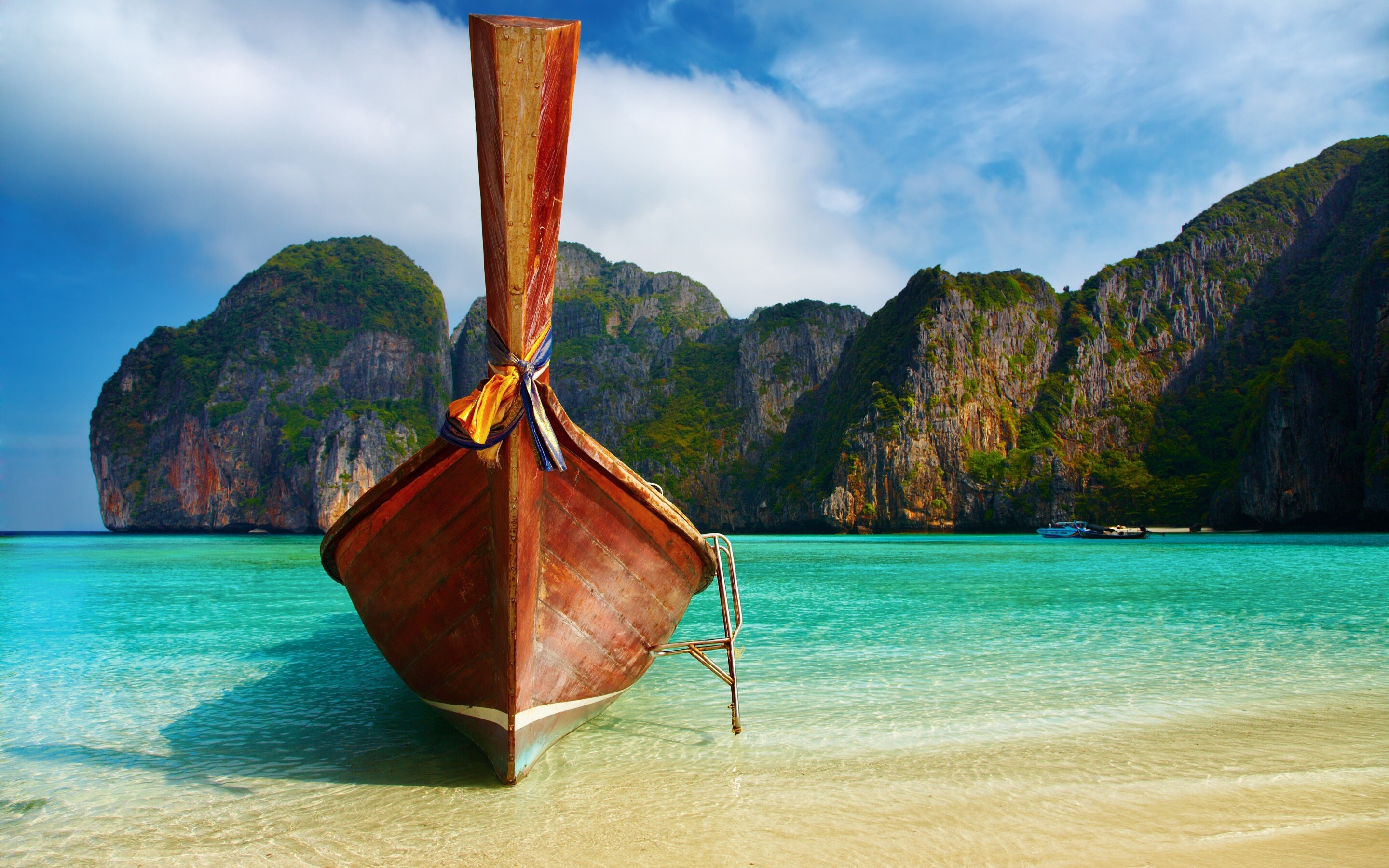 Phi Phi Islands, Beach escape, High-quality wallpapers, 2880x1800 HD Desktop