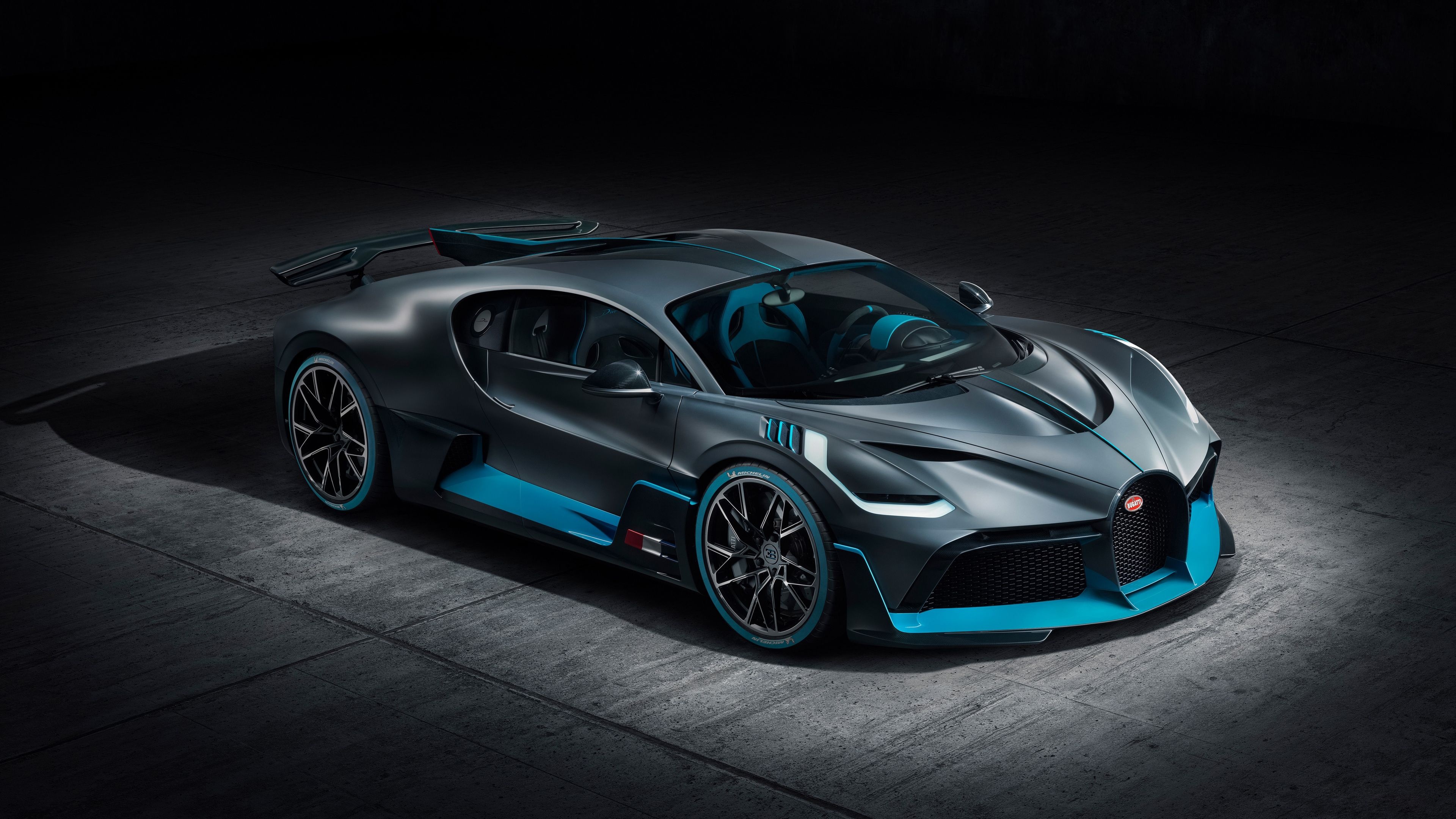 Bugatti Divo, Exquisite design, Supercar elegance, 2018 model, 3840x2160 4K Desktop