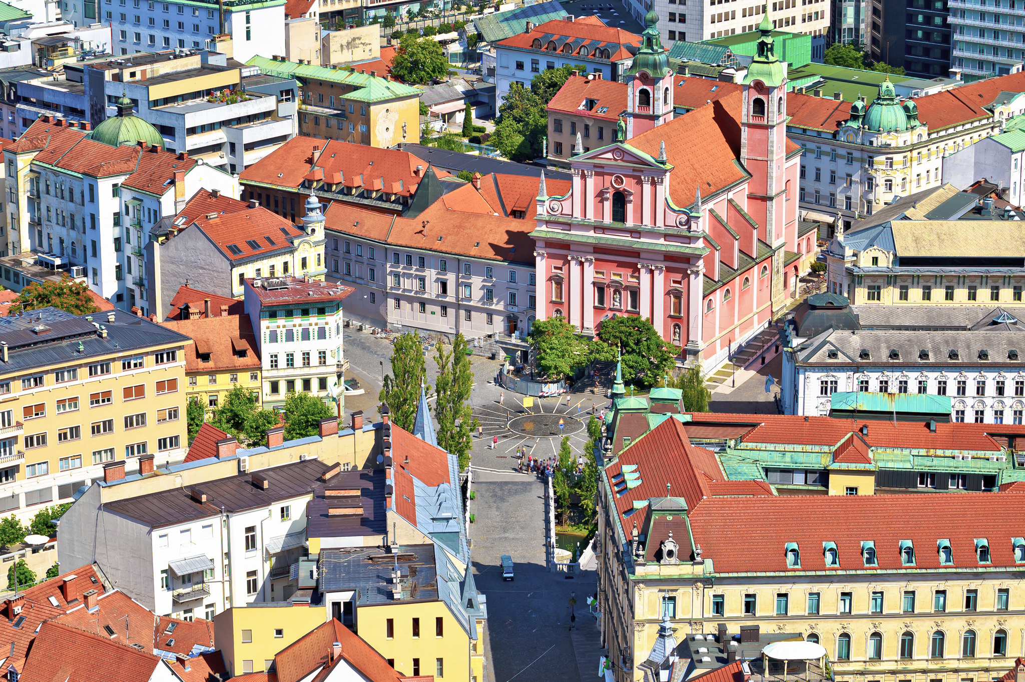 Ljubljana, State magazine, 2050x1370 HD Desktop