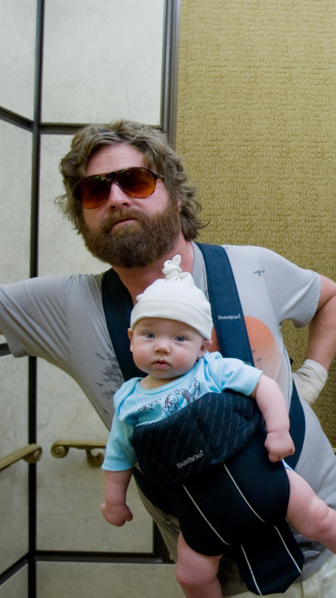 Zach Galifianakis, The Hangover, Blockbuster movie, 1080x1920 Full HD Phone