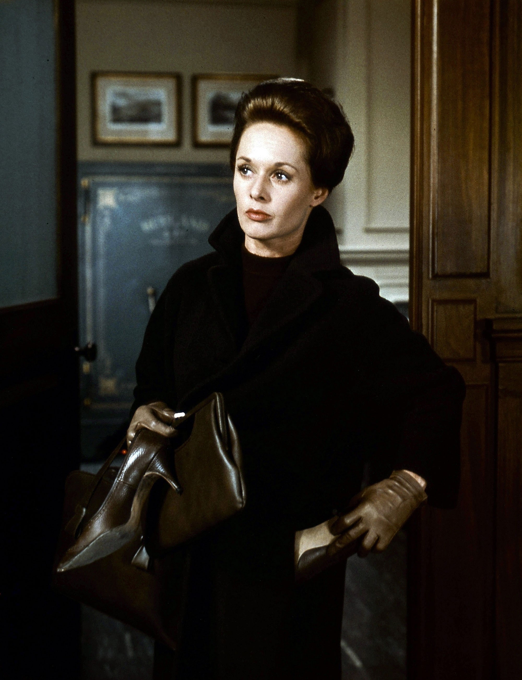 Alfred Hitchcock, Marnie, Hitchcock mania, New Yorker, 2000x2610 HD Phone