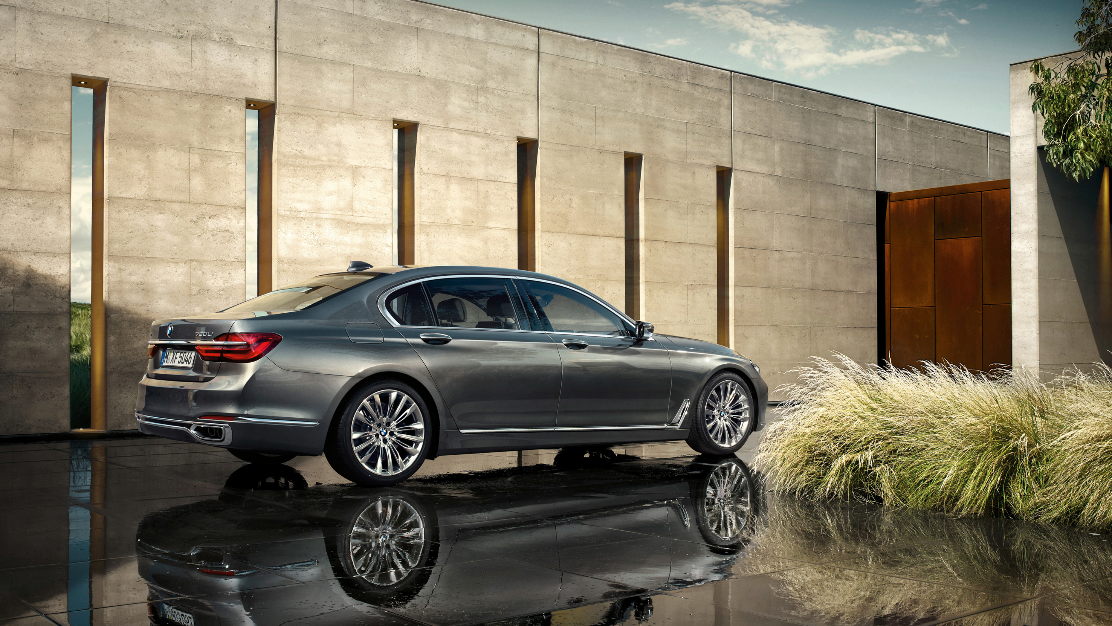 BMW 7 Series, Ultra HD, Automotive Beauty, Innovation, 3840x2160 4K Desktop