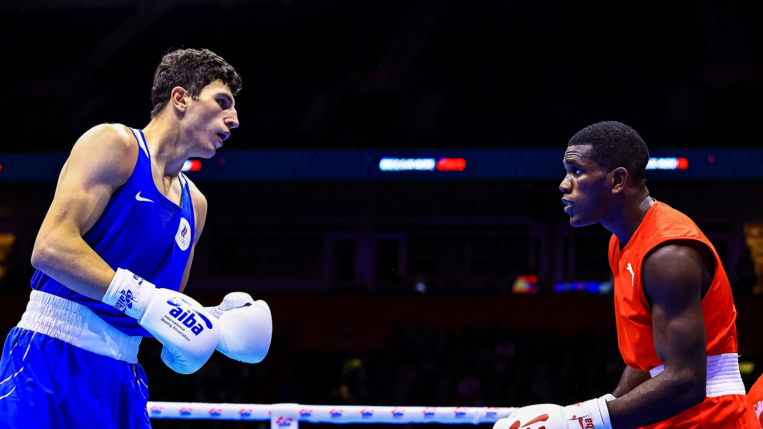 Yoenlis Hernandez, Sportsman, Boxing ring, Strength and technique, 2560x1440 HD Desktop