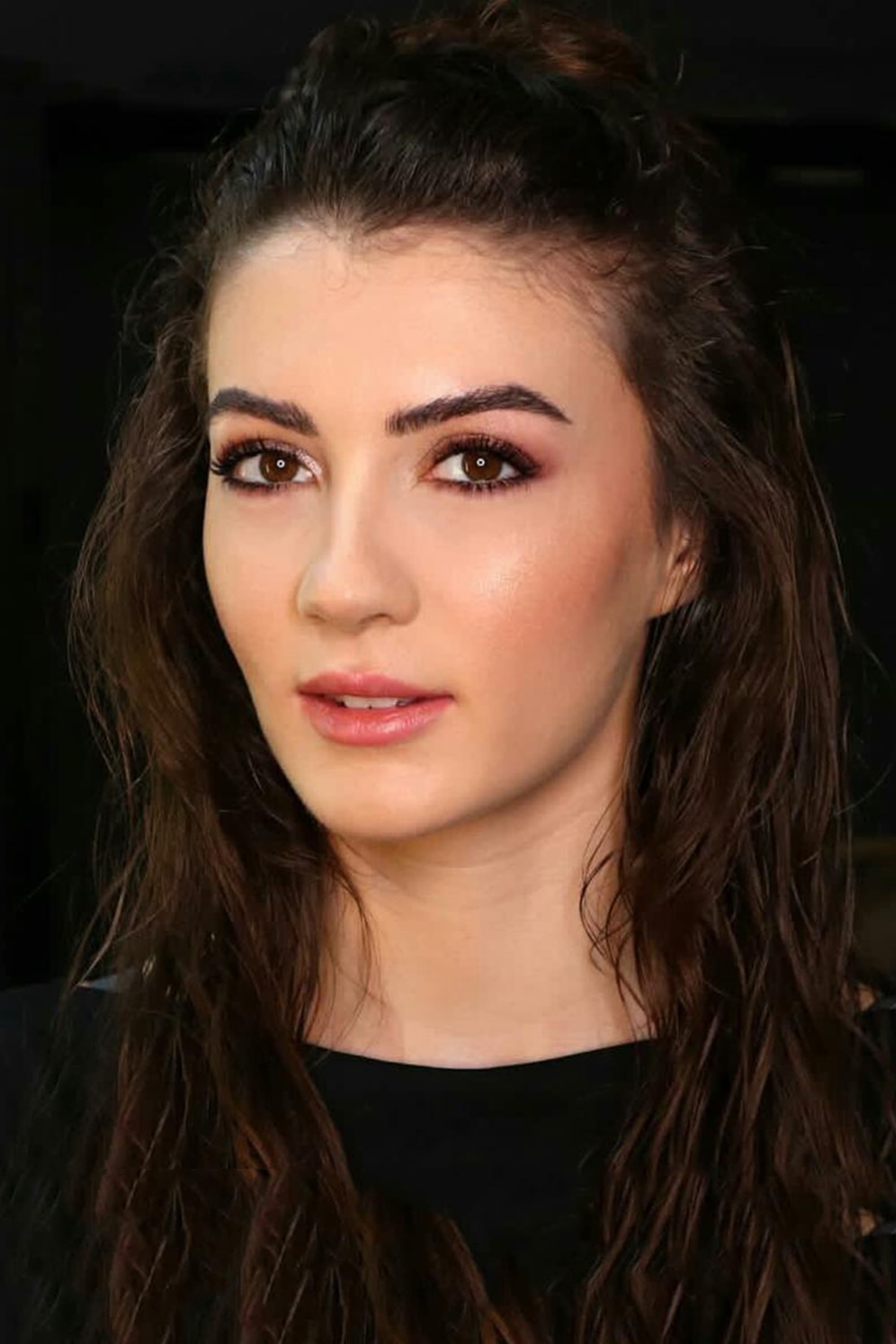 Burcu esmersoy frikik
