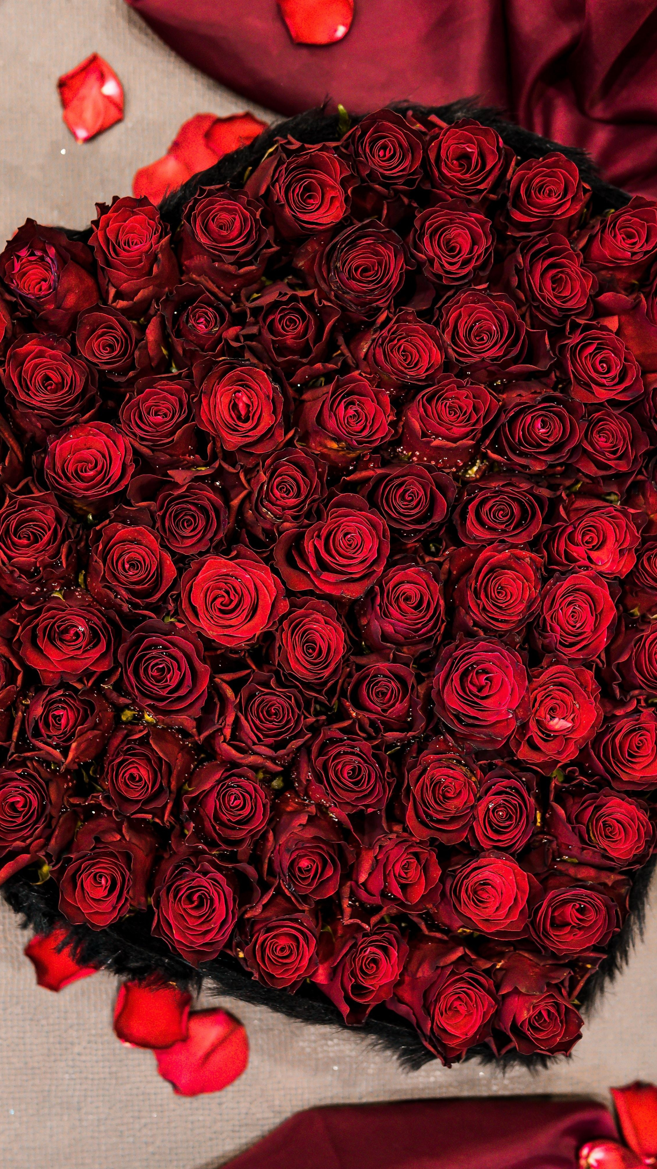 Bouquet, Heart Shape Wallpaper, 2160x3840 4K Phone