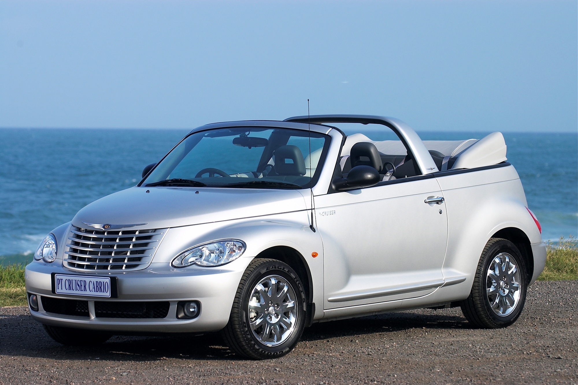 Chrysler PT Cruiser, 2008 model, Convertible, Retro-inspired, 2000x1340 HD Desktop