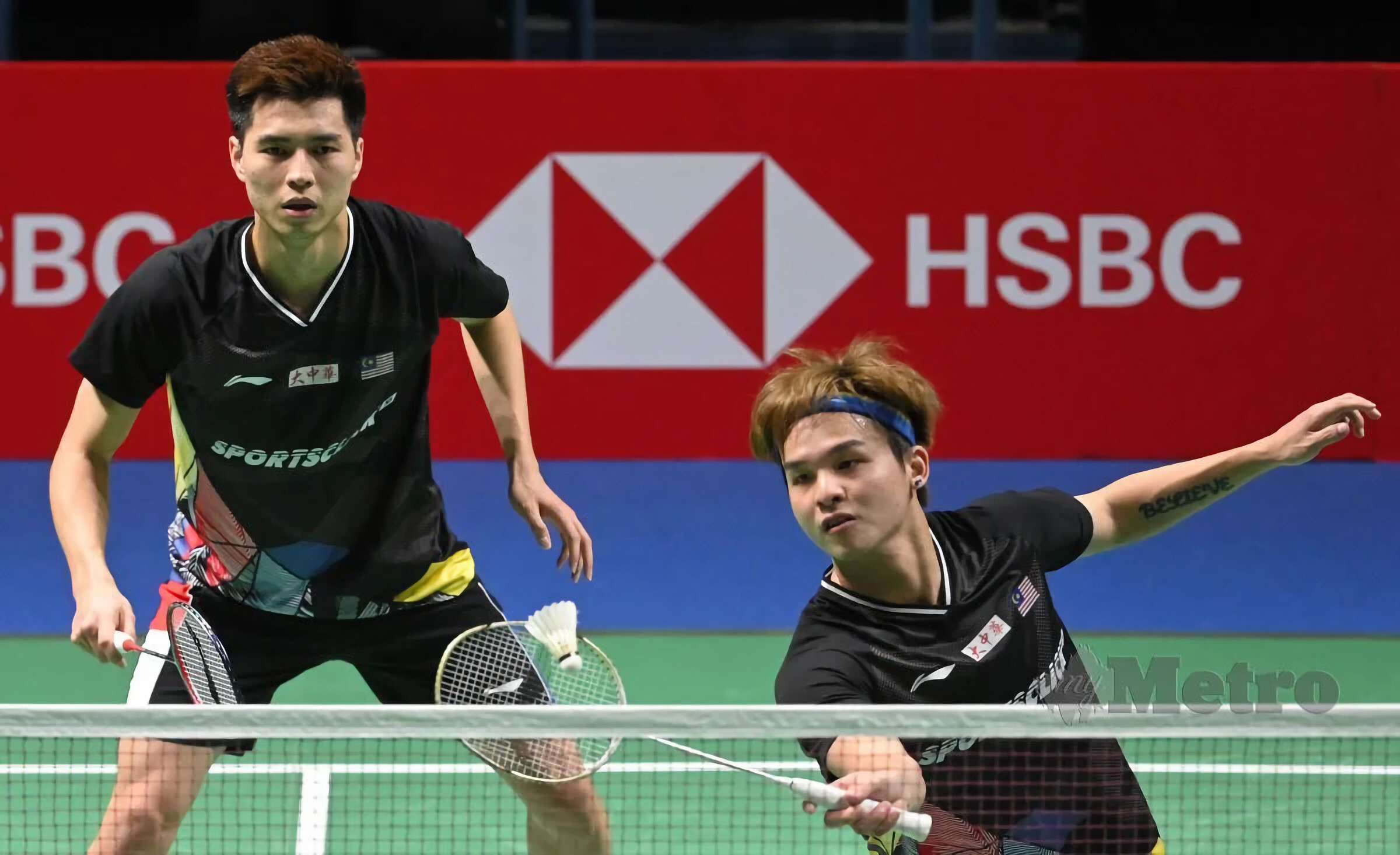 Ong Yew Sin, Powerful smashes, Olympic doubles, Court coverage, 2400x1470 HD Desktop