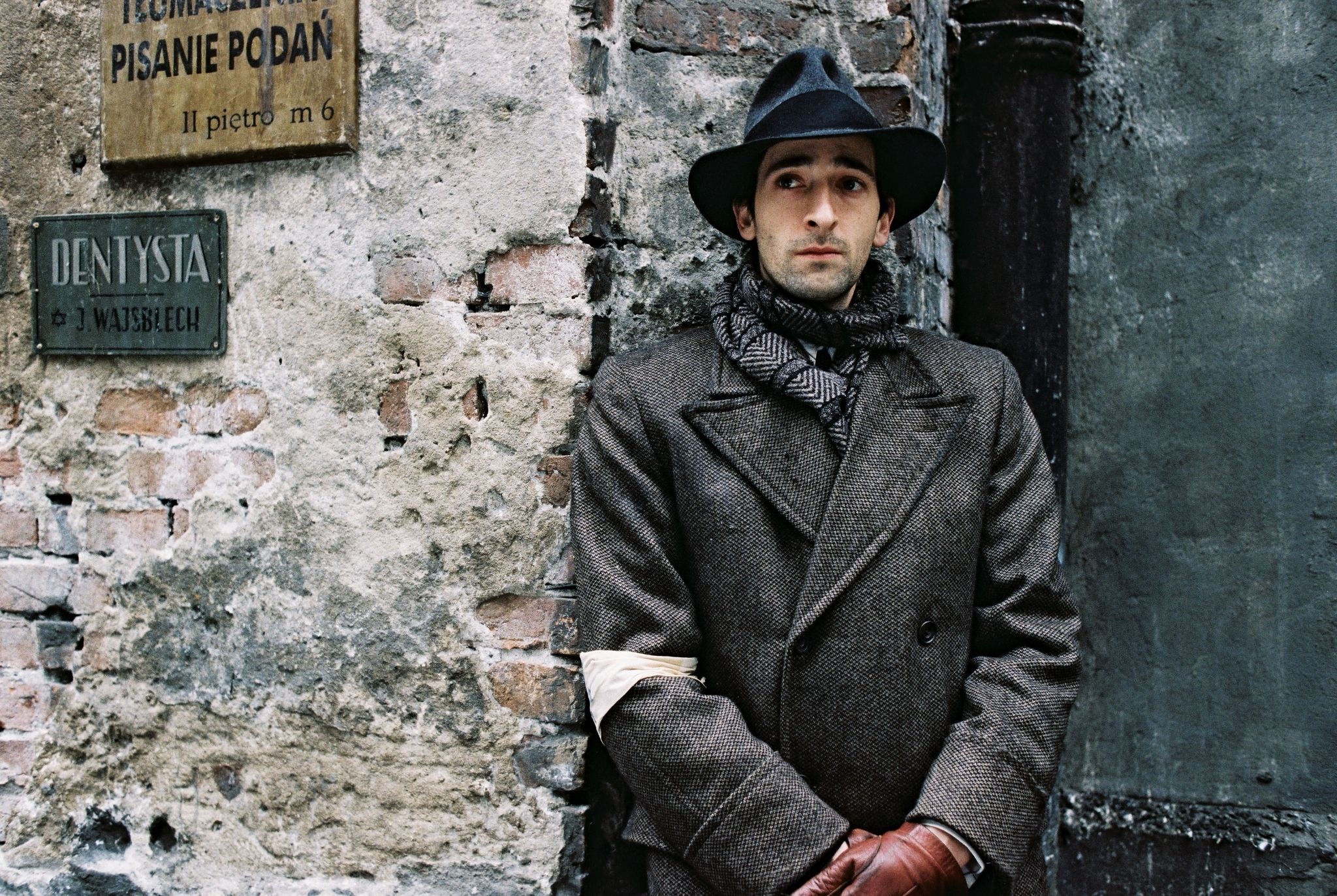 The Pianist, Top free backgrounds, 2050x1380 HD Desktop