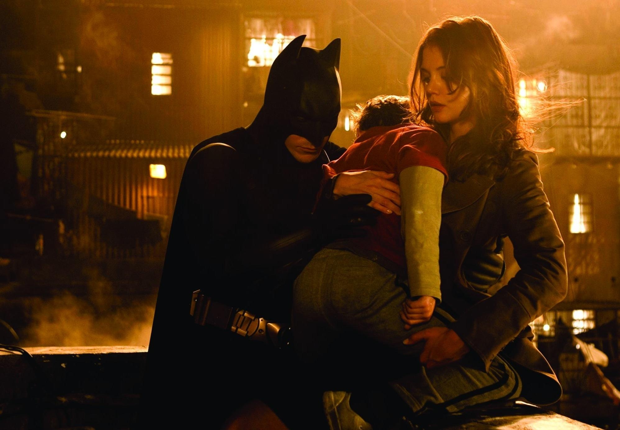 Batman Begins, Action adventure comics, Desktop and mobile, Backgrounds, 2000x1390 HD Desktop