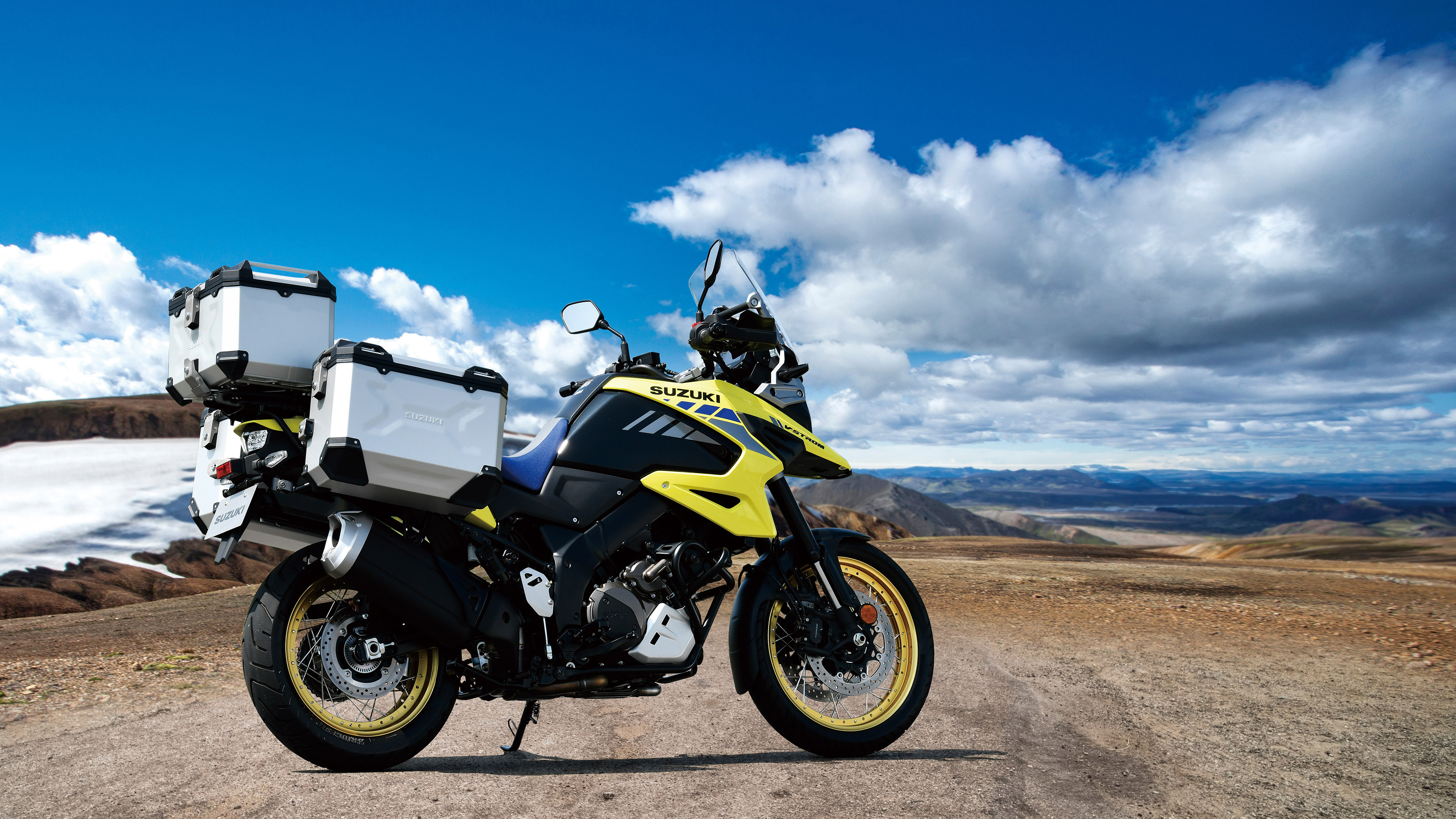 Suzuki V-Strom 1050, XT version, 2021 model, 3840x2160 4K Desktop