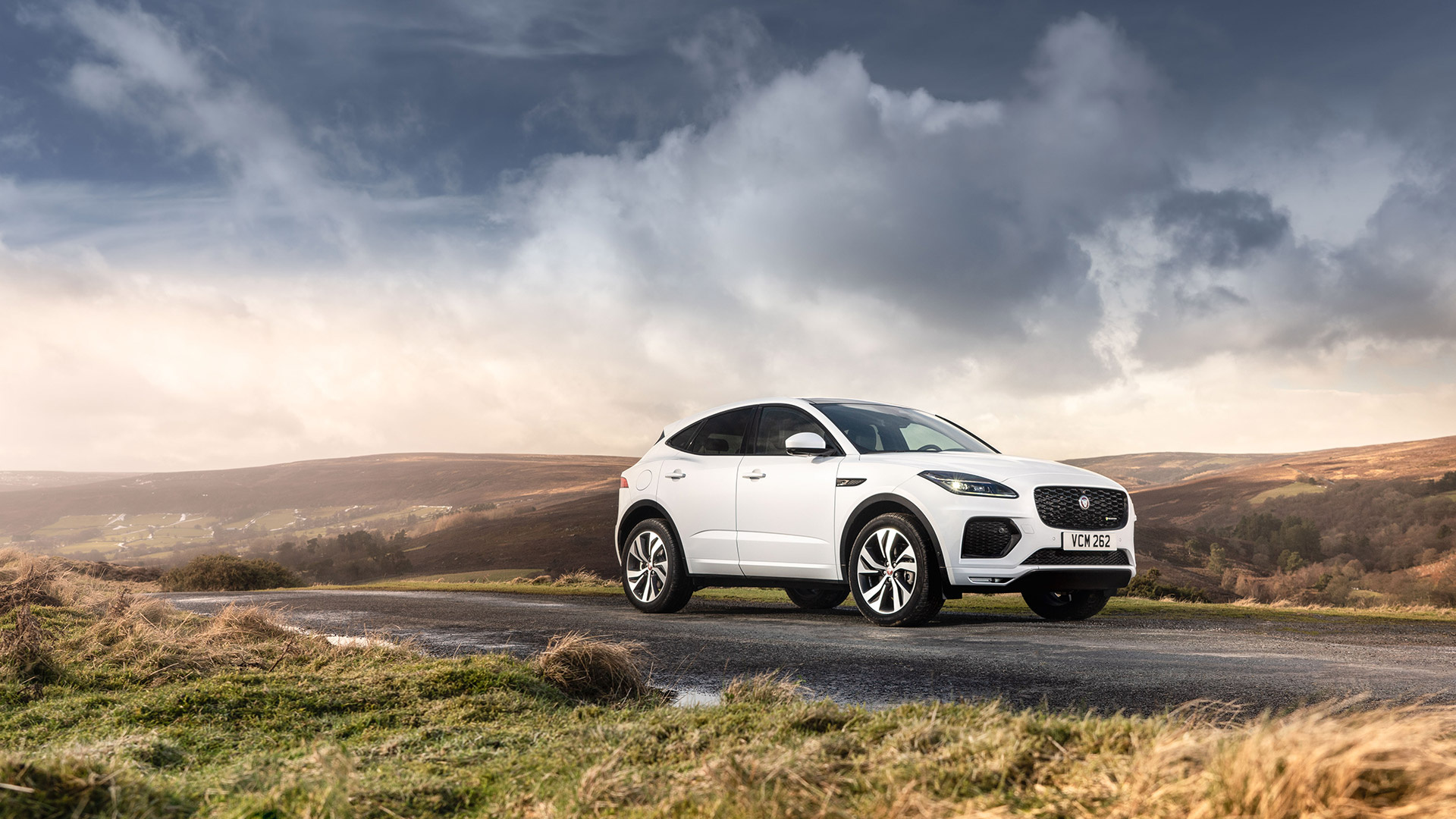 Jaguar E-PACE, Premium car insurance, Luxury vehicle, New model, 1920x1080 Full HD Desktop