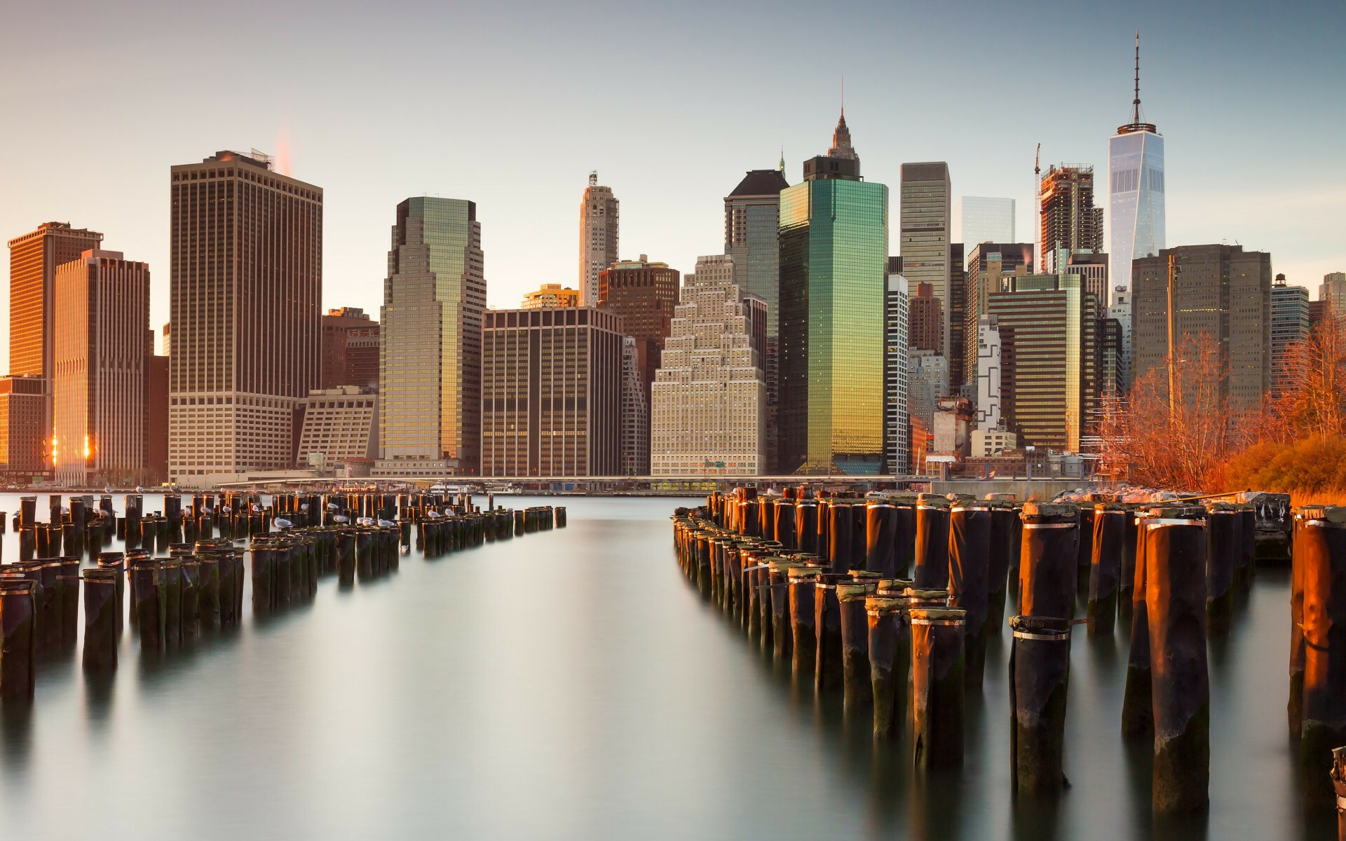 United States, New York City skyline, Water skyscrapers, MacBook Pro 17 inch, 1920x1200 HD Desktop