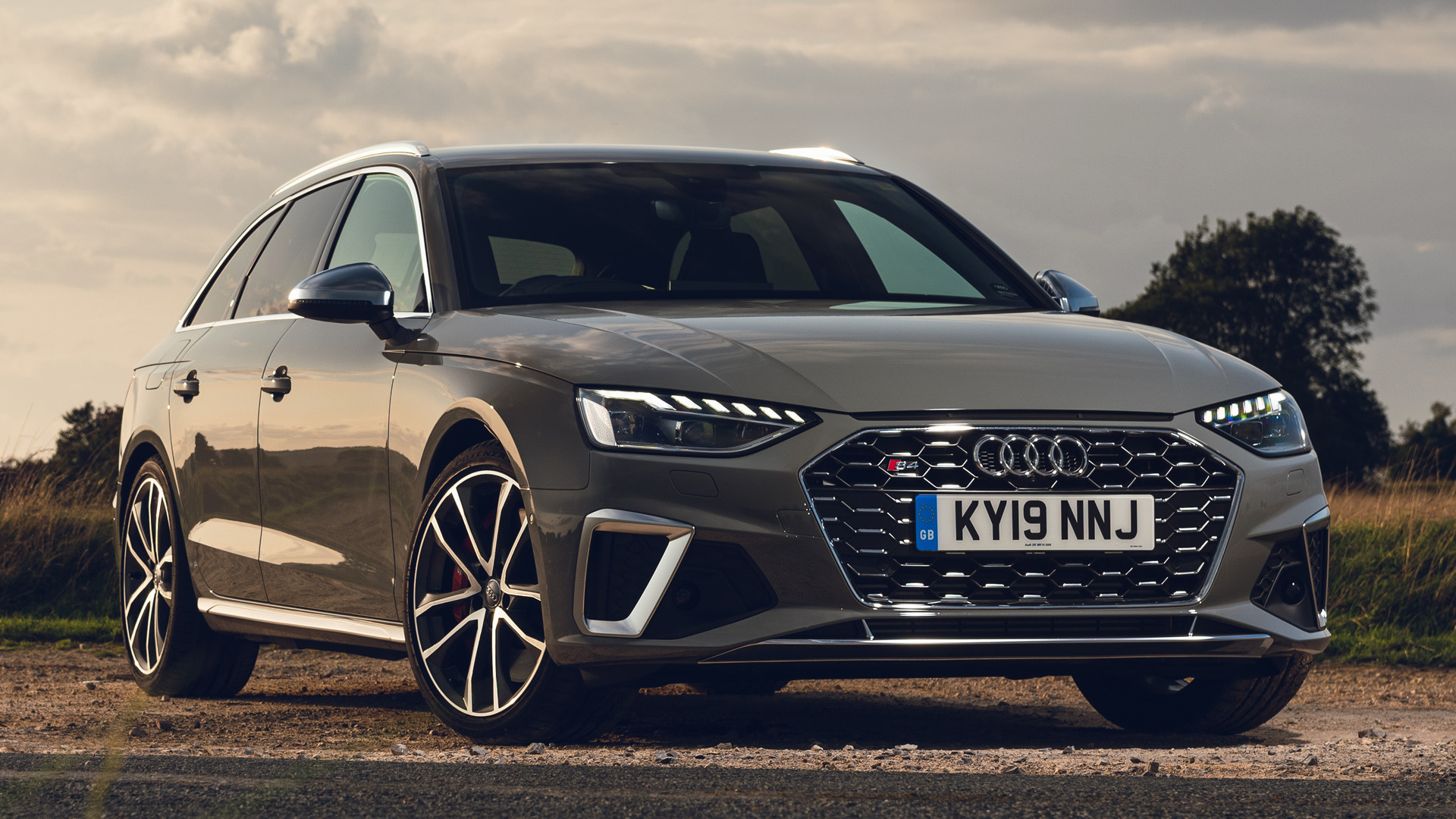 Audi S4 Avant, High-quality wallpapers, Sporty design, Performance car, 1920x1080 Full HD Desktop