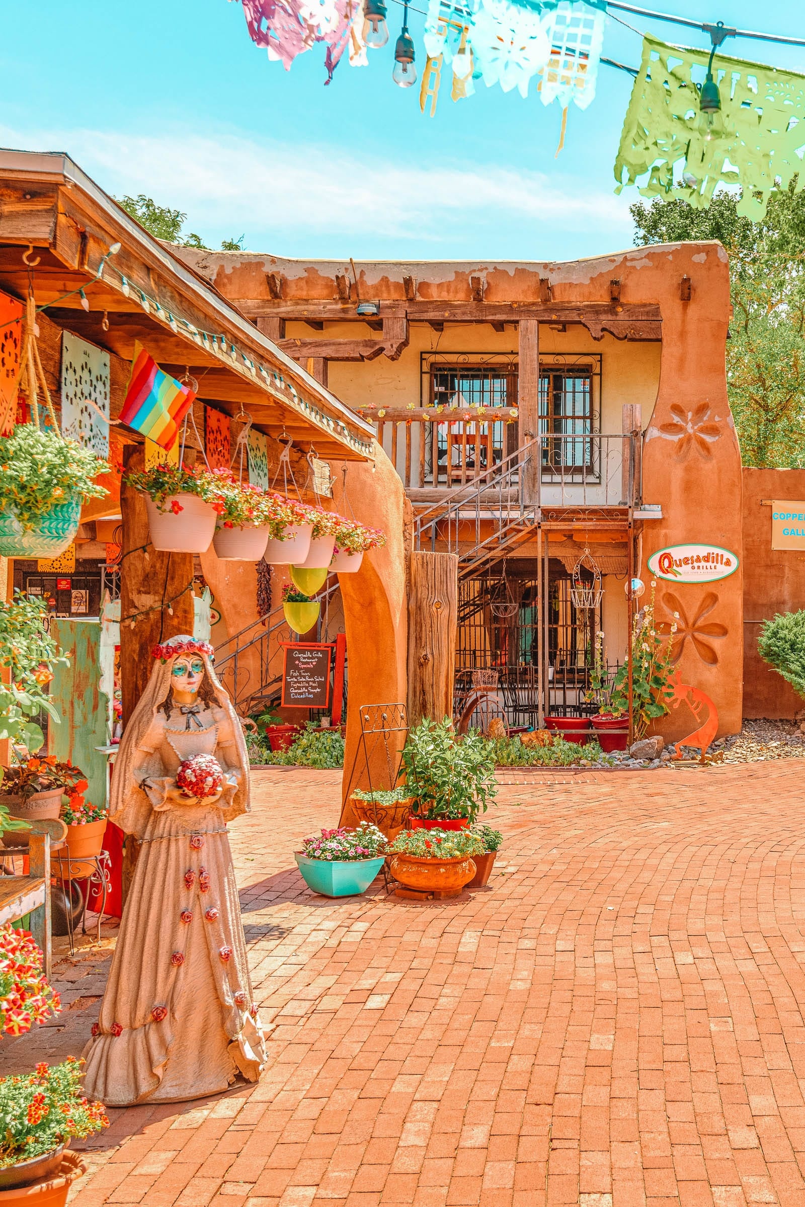 Best things to do, Albuquerque New Mexico, Hand luggage, Travel, 1600x2400 HD Phone