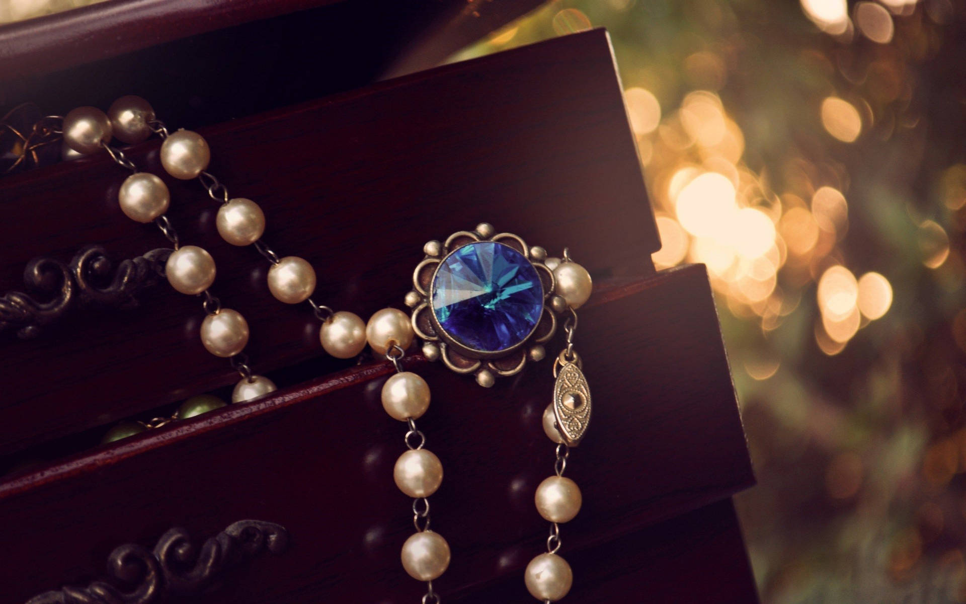 Necklace, Sapphire Wallpaper, 1920x1200 HD Desktop