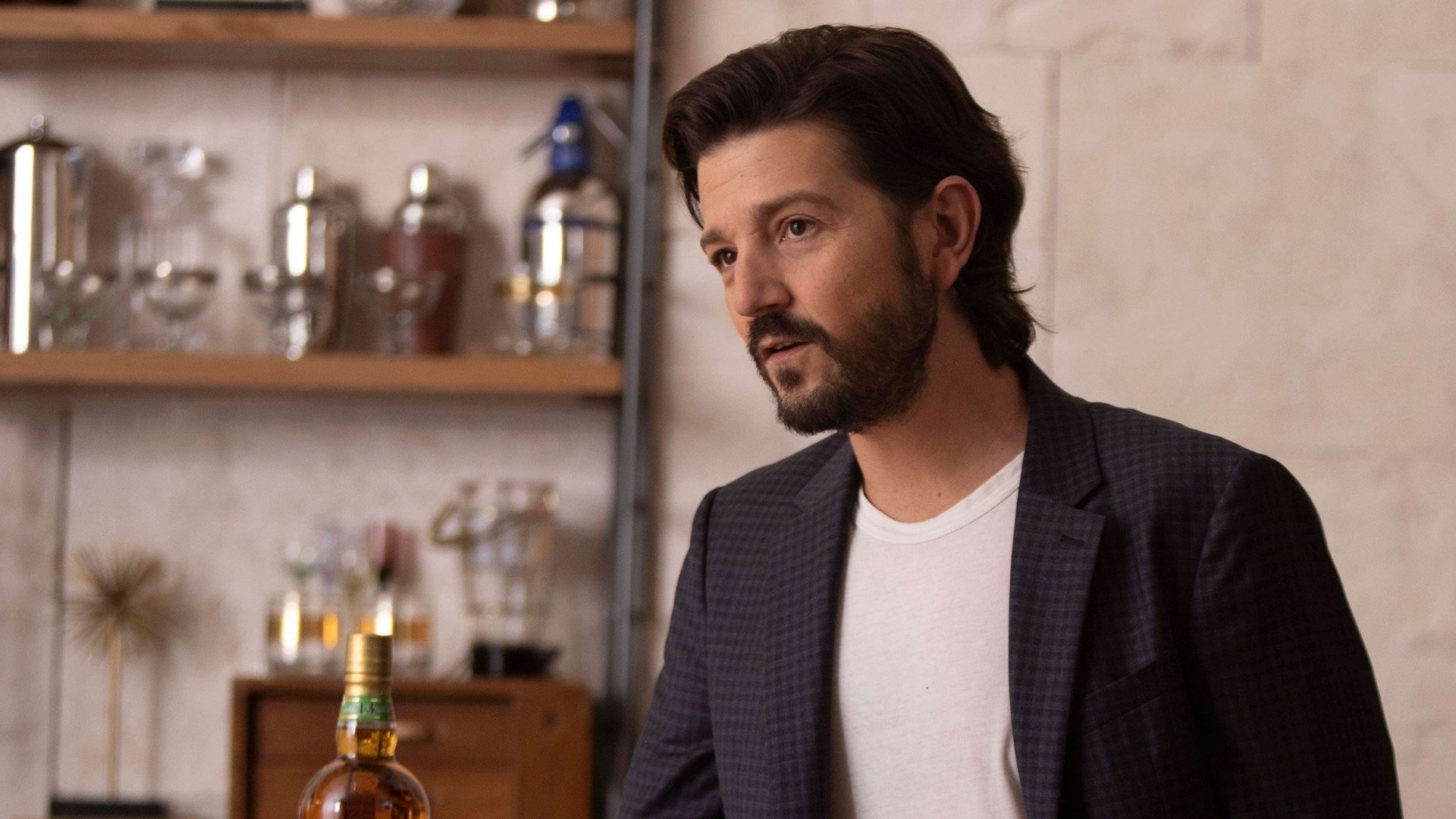 Diego Luna, Success story, Chivas Regal blend, Inspiring achievement, 1920x1080 Full HD Desktop