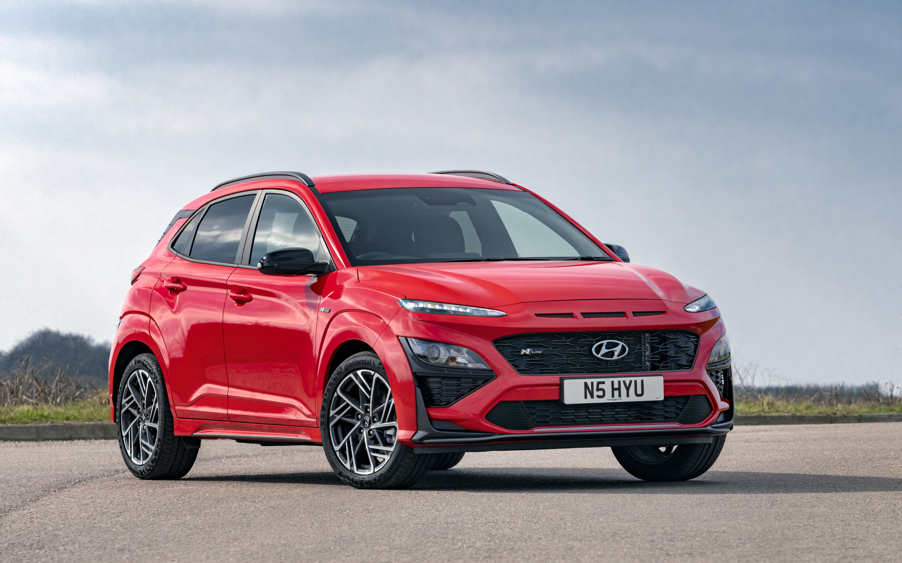 Hyundai Kona, Front view exterior, Compact crossover, Red Kona, 2880x1800 HD Desktop