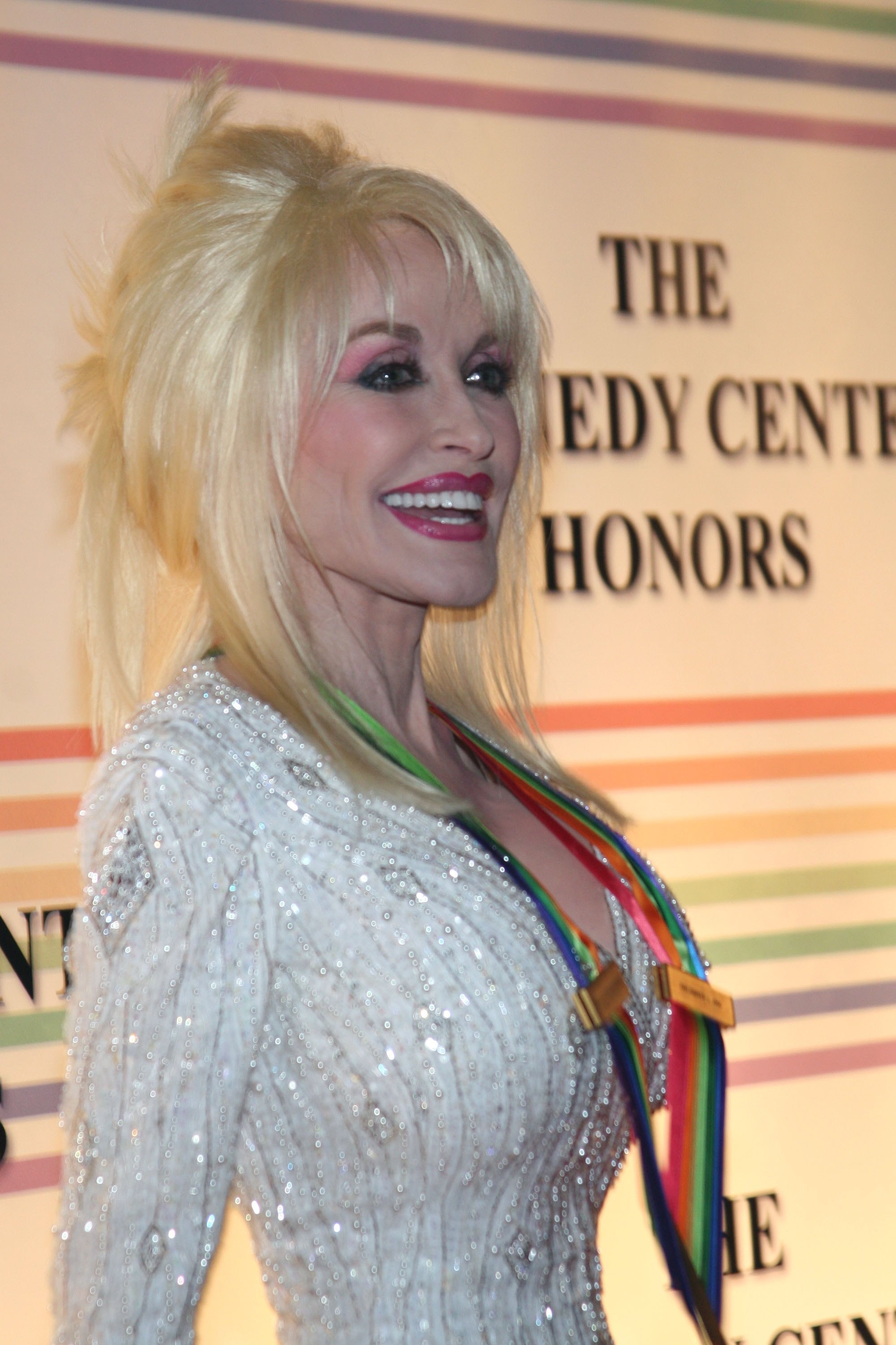 2006 Kennedy Center Honors, Dolly Parton Wallpaper, 2000x3000 HD Phone