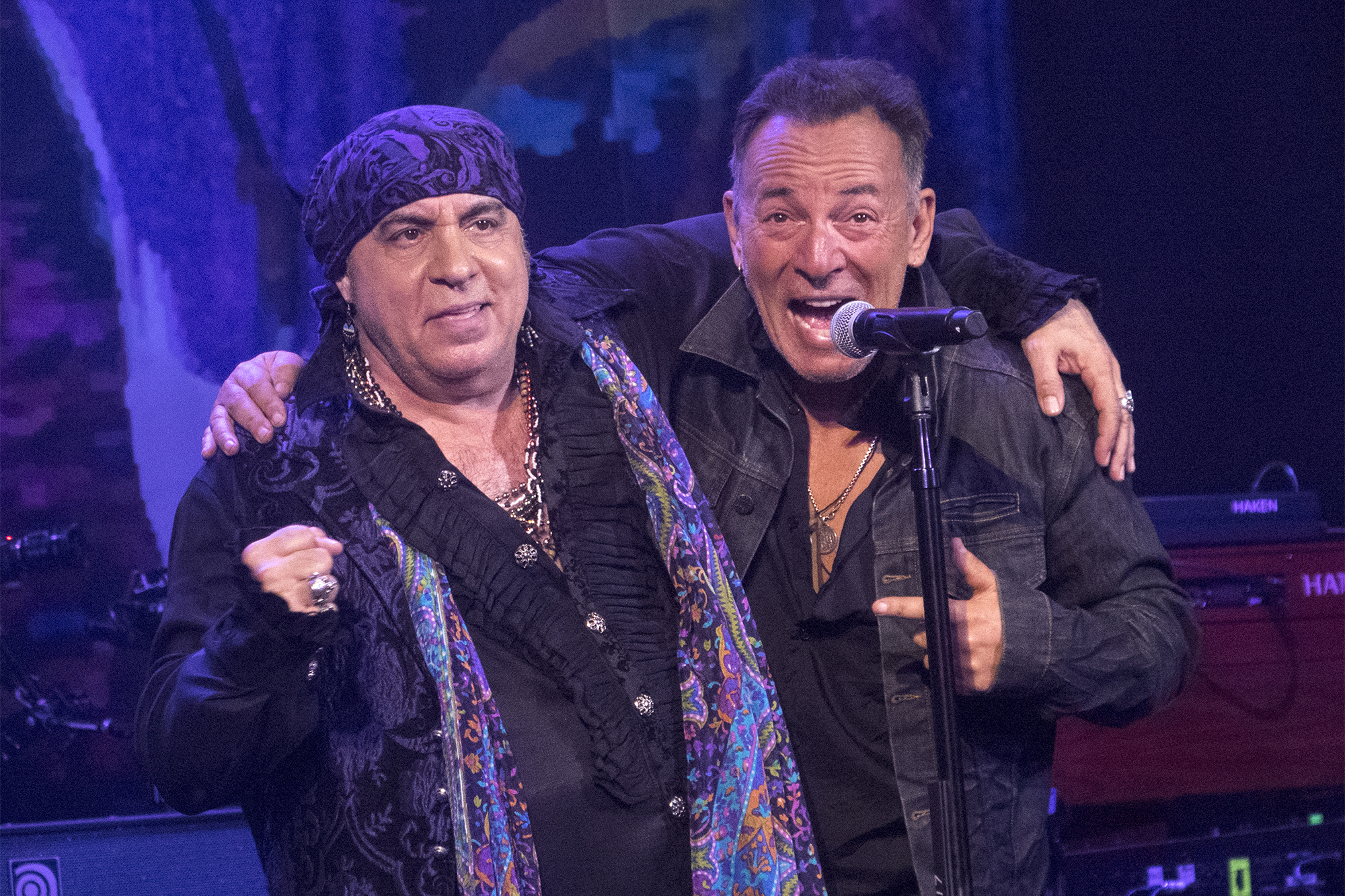 Bruce Springsteen, Steven Van Zandt, Fall out with, Bruce Springsteen, 2000x1340 HD Desktop