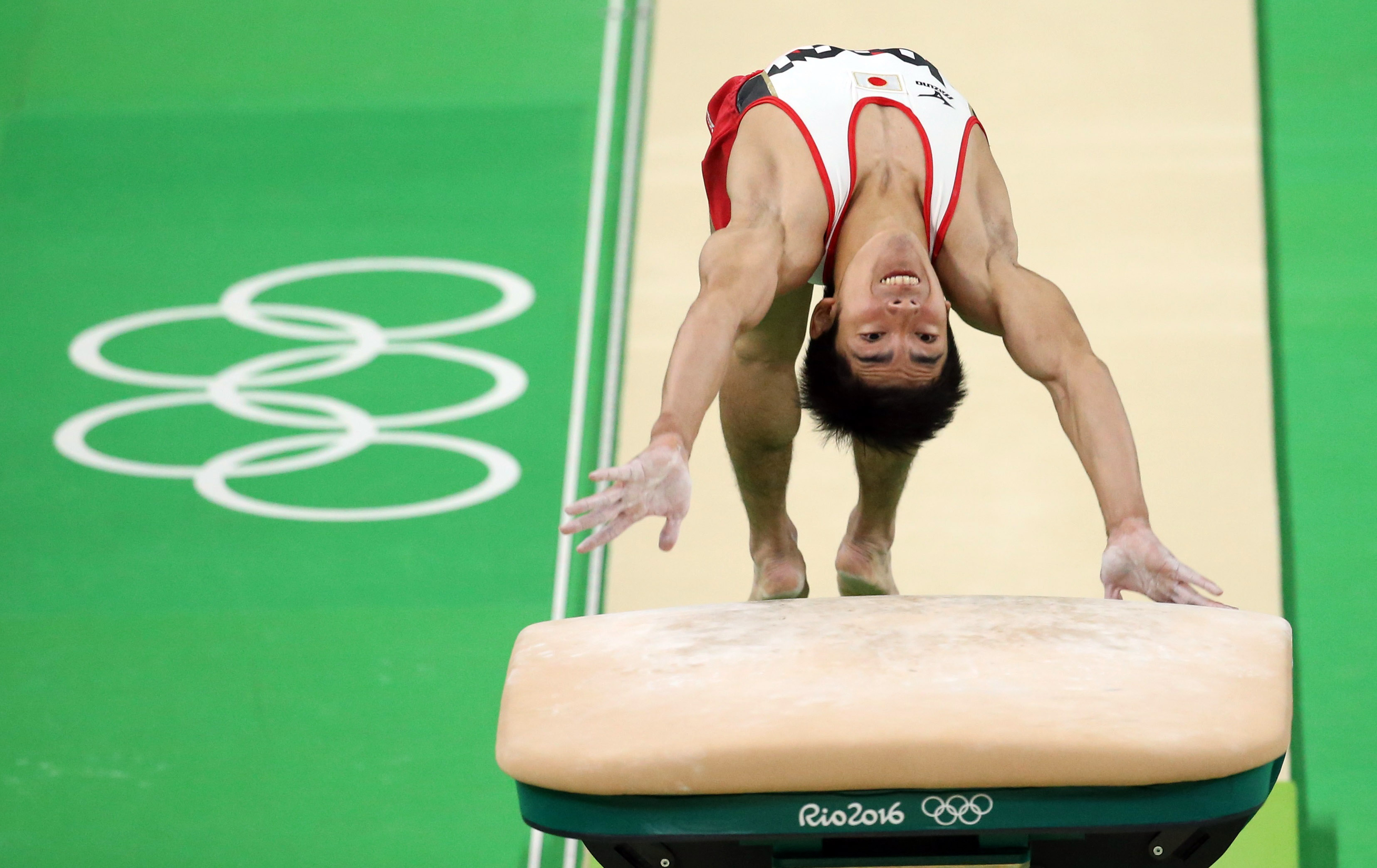 Vault gymnastics, Shirai, Bronze in vault, New trick, 3320x2090 HD Desktop