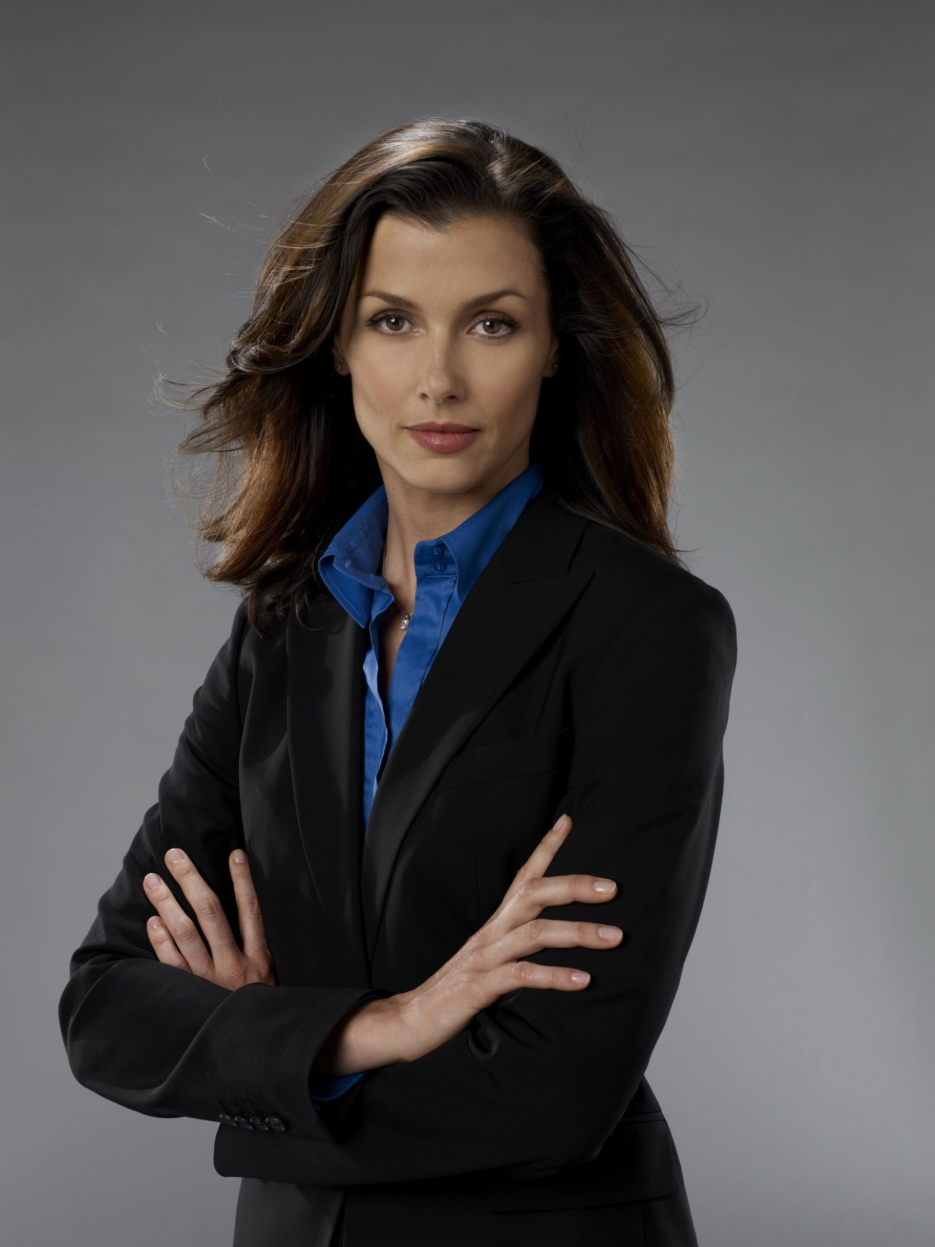 Bridget Moynahan, Hottest bikini pictures, Sexy Rachel of Coyote Ugly, Beach bombshell, 1920x2560 HD Phone