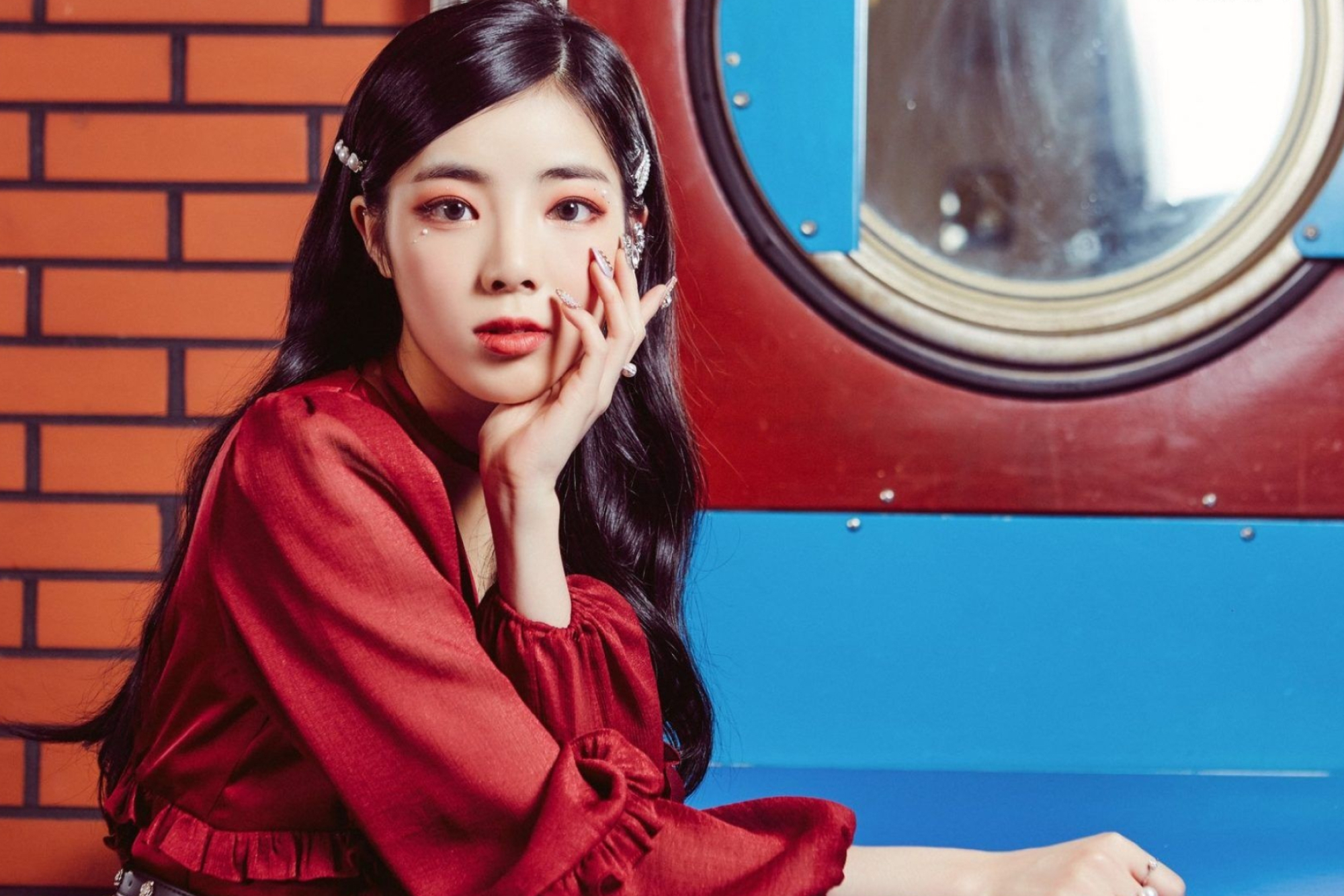 Na Go Eun, Purple Kiss debut, K-pop artist, Debut teaser photos, 2000x1340 HD Desktop