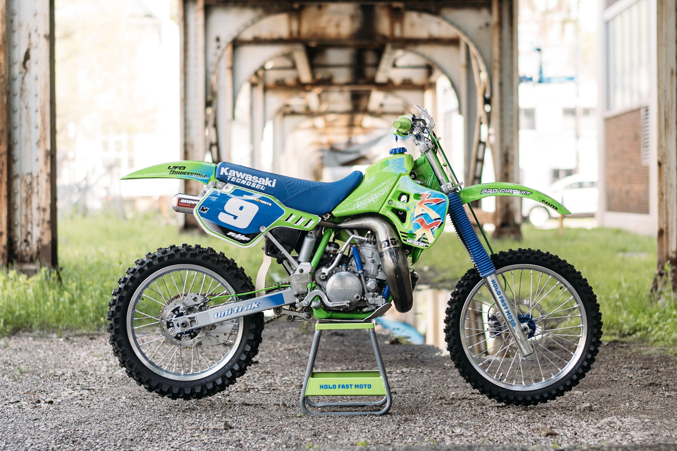 Kawasaki KX250, Hold Fast Chicago, Beautiful rebuild, Off-road bike, 2200x1470 HD Desktop