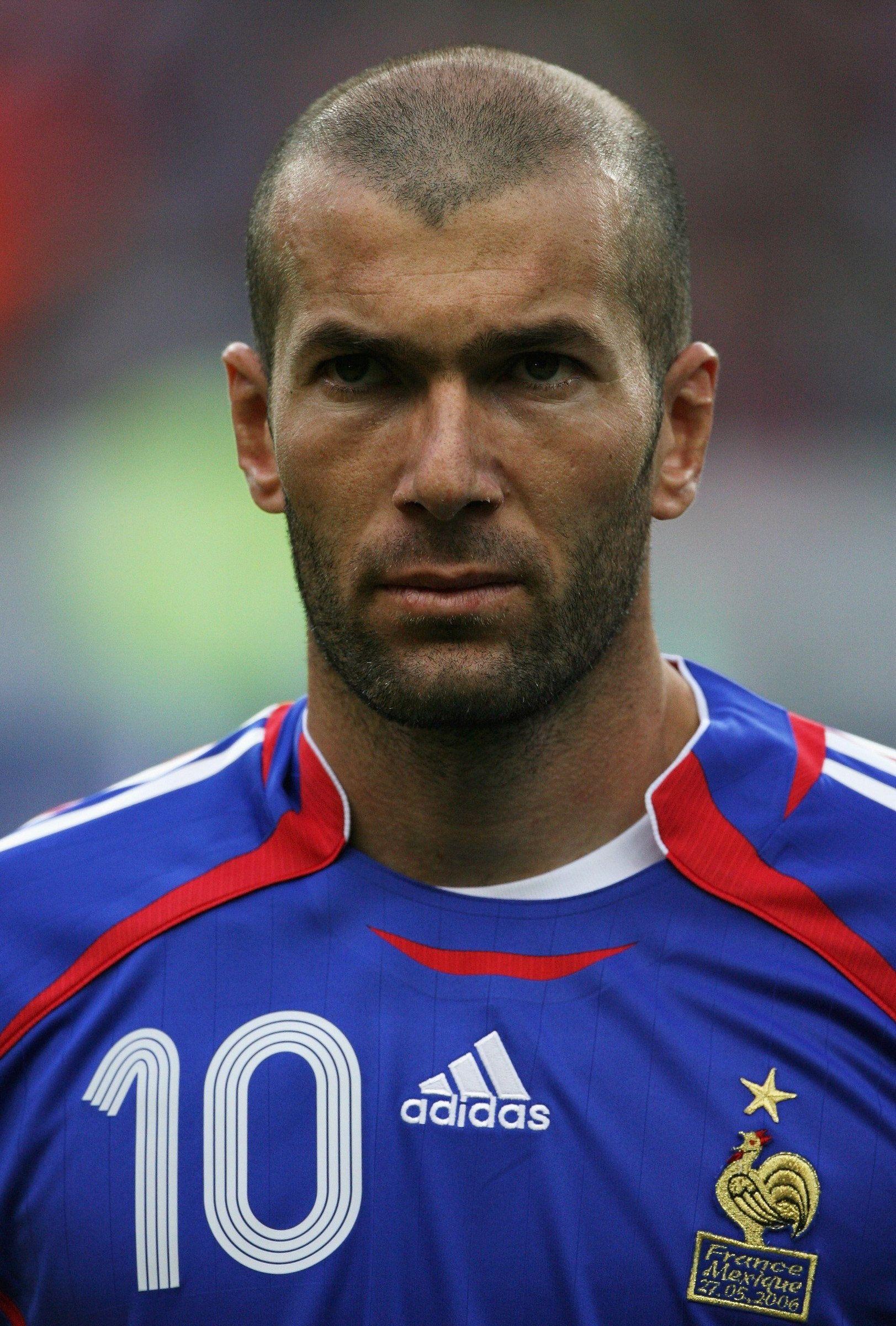 Zinedine Zidane portrait, France national football team jersey, French Football Federation crest, HD Phone wallpaper